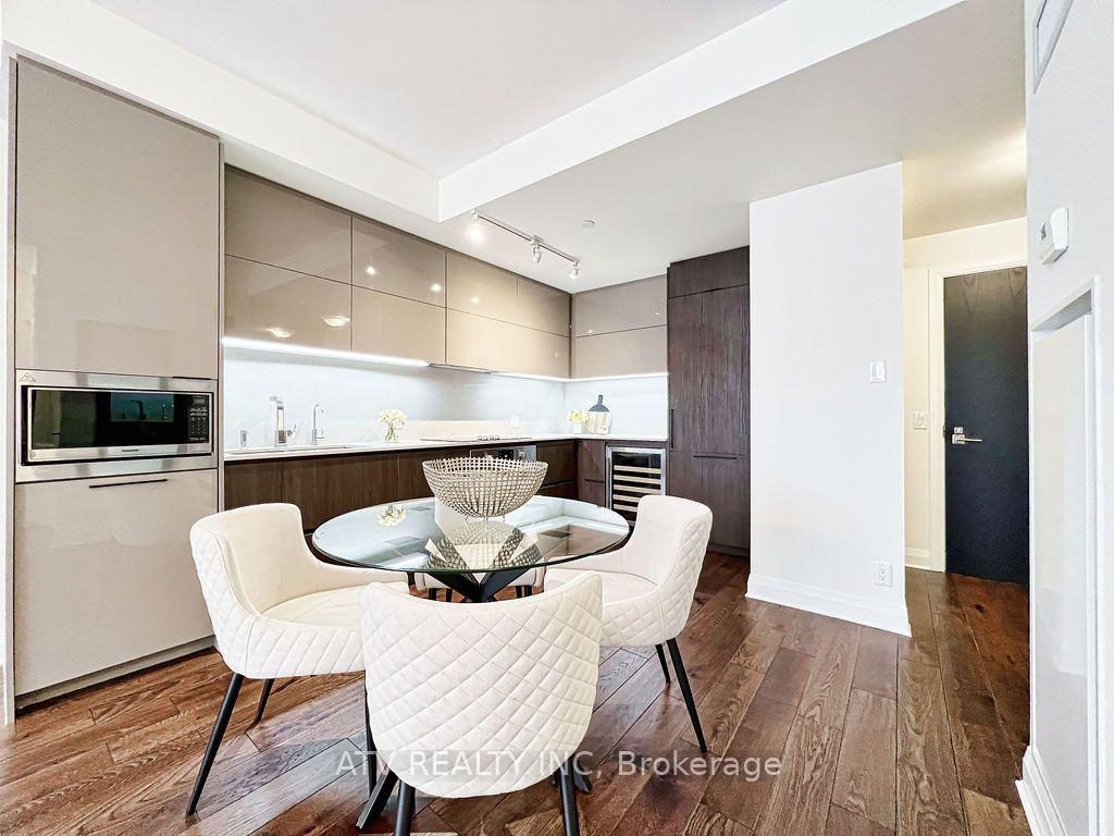 Photo 11 of Unit 506, 151 Avenue Road, Toronto, The Annex — HOMEH