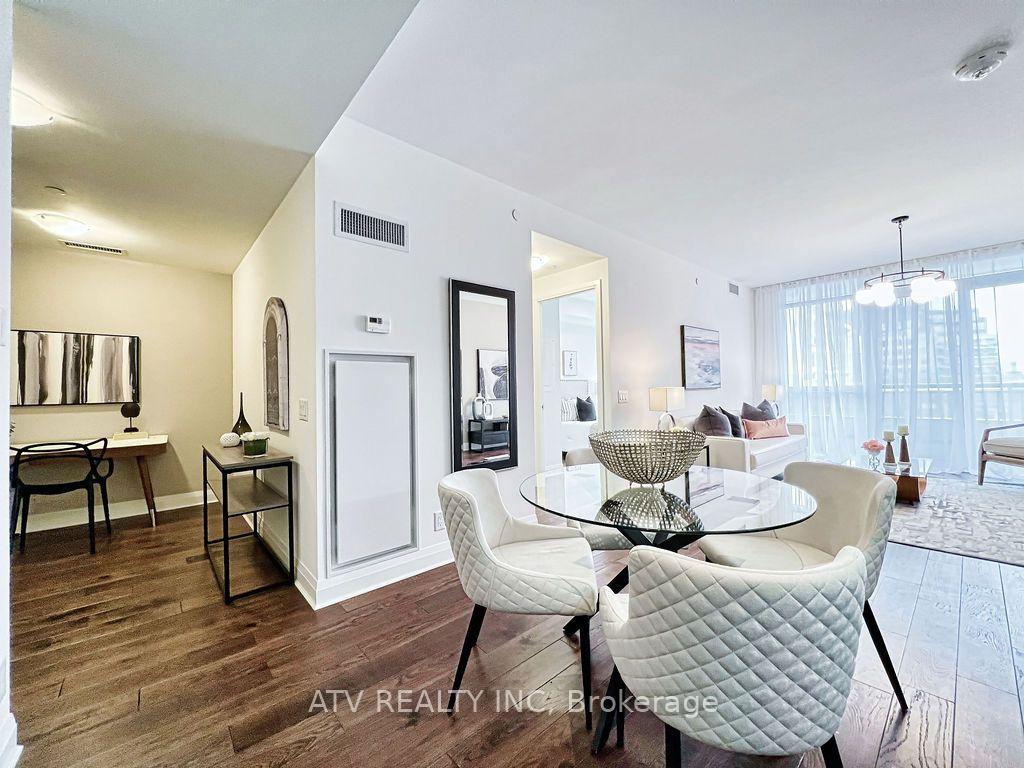 Photo 12 of Unit 506, 151 Avenue Road, Toronto, The Annex — HOMEH