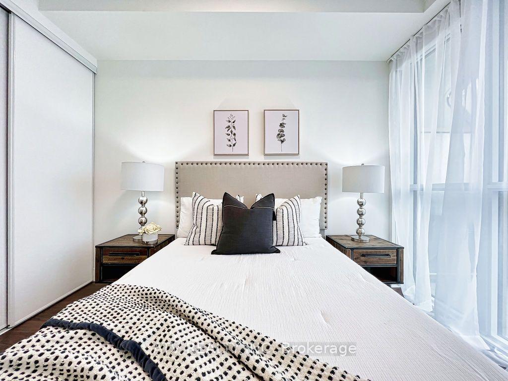 Photo 15 of Unit 506, 151 Avenue Road, Toronto, The Annex — HOMEH