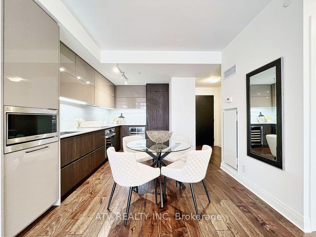Photo 17 of Unit 506, 151 Avenue Road, Toronto, The Annex — HOMEH