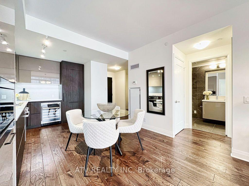 Photo 18 of Unit 506, 151 Avenue Road, Toronto, The Annex — HOMEH