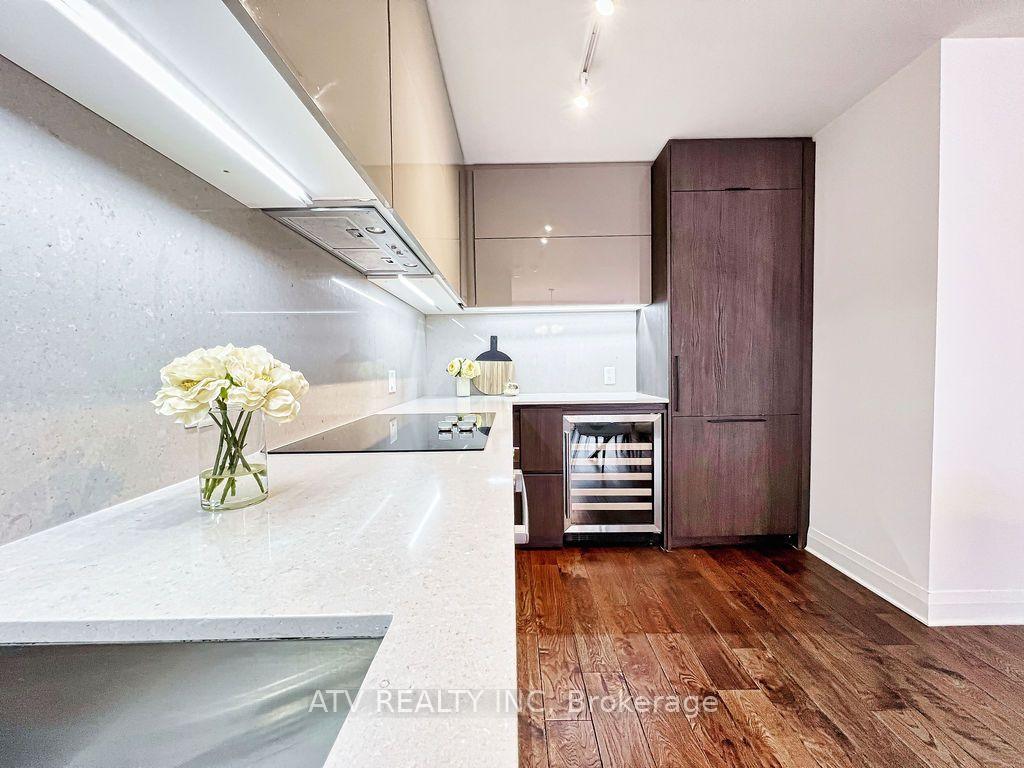 Photo 19 of Unit 506, 151 Avenue Road, Toronto, The Annex — HOMEH