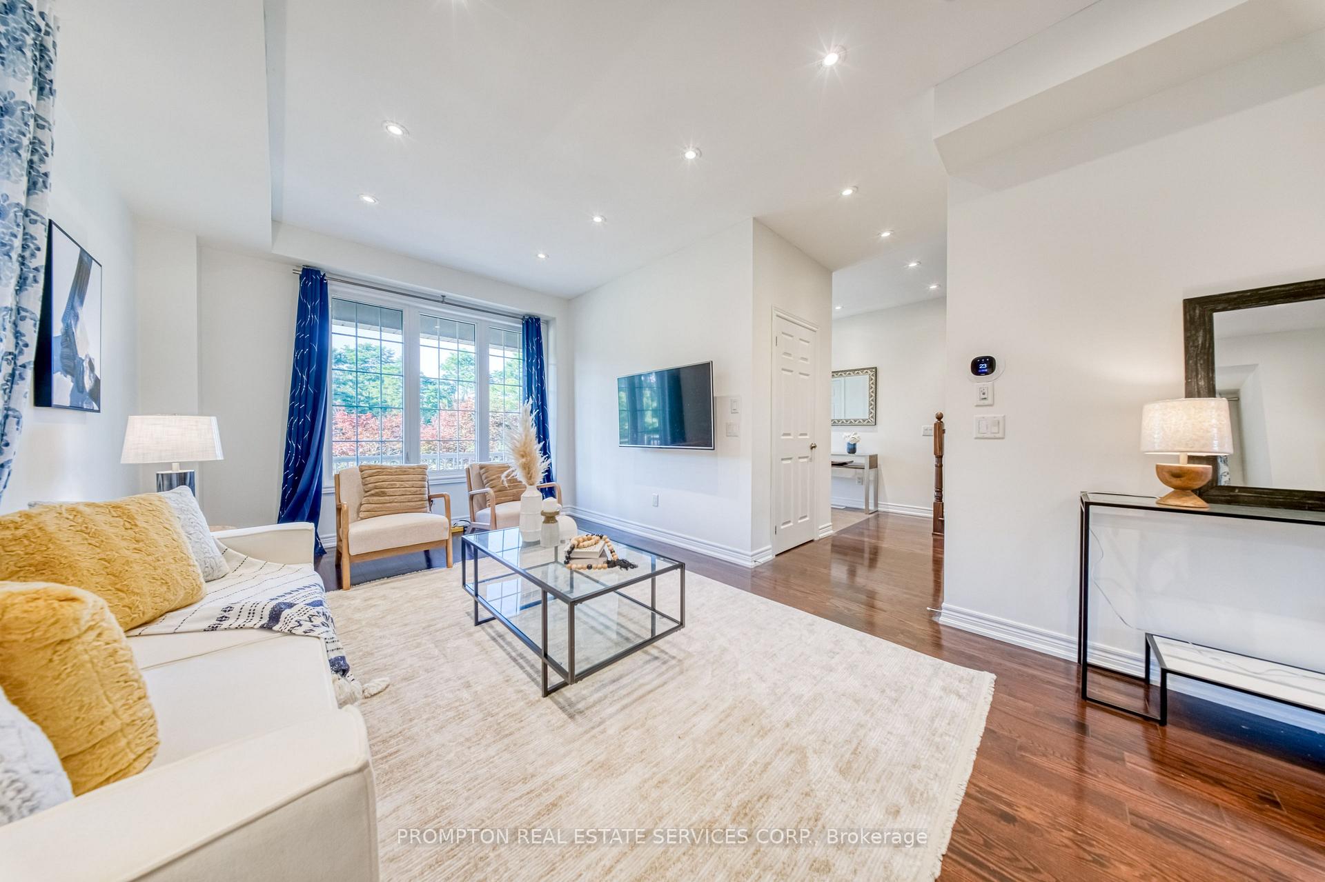 Photo 3 of 2762 Donald Cousens Parkway, Markham, Cornell — HOMEH