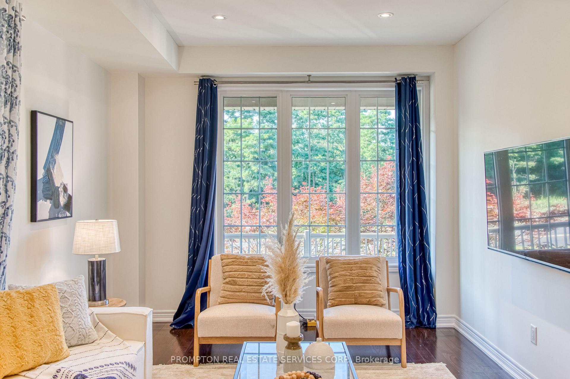 Photo 5 of 2762 Donald Cousens Parkway, Markham, Cornell — HOMEH