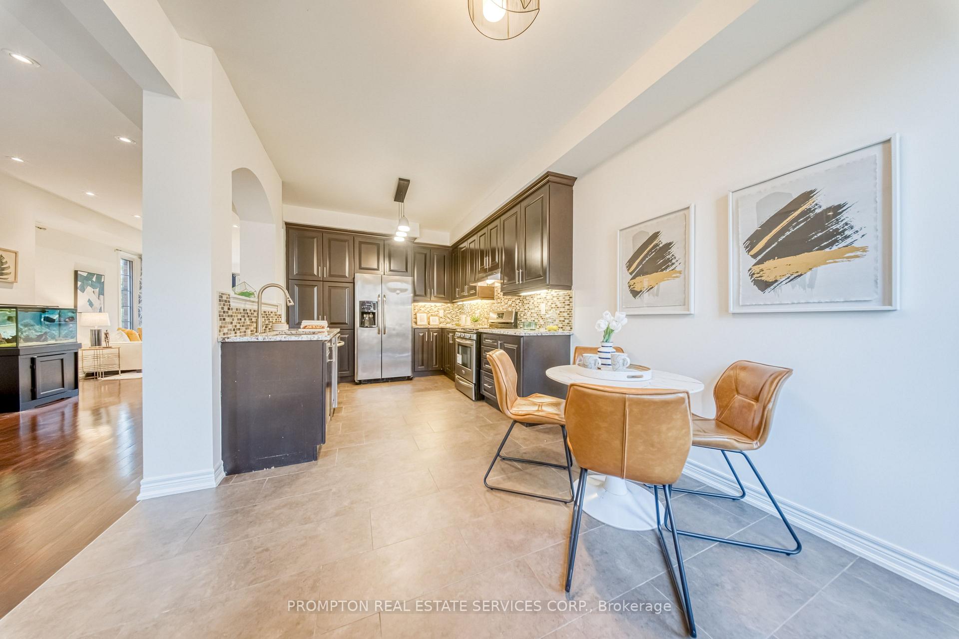 Photo 15 of 2762 Donald Cousens Parkway, Markham, Cornell — HOMEH