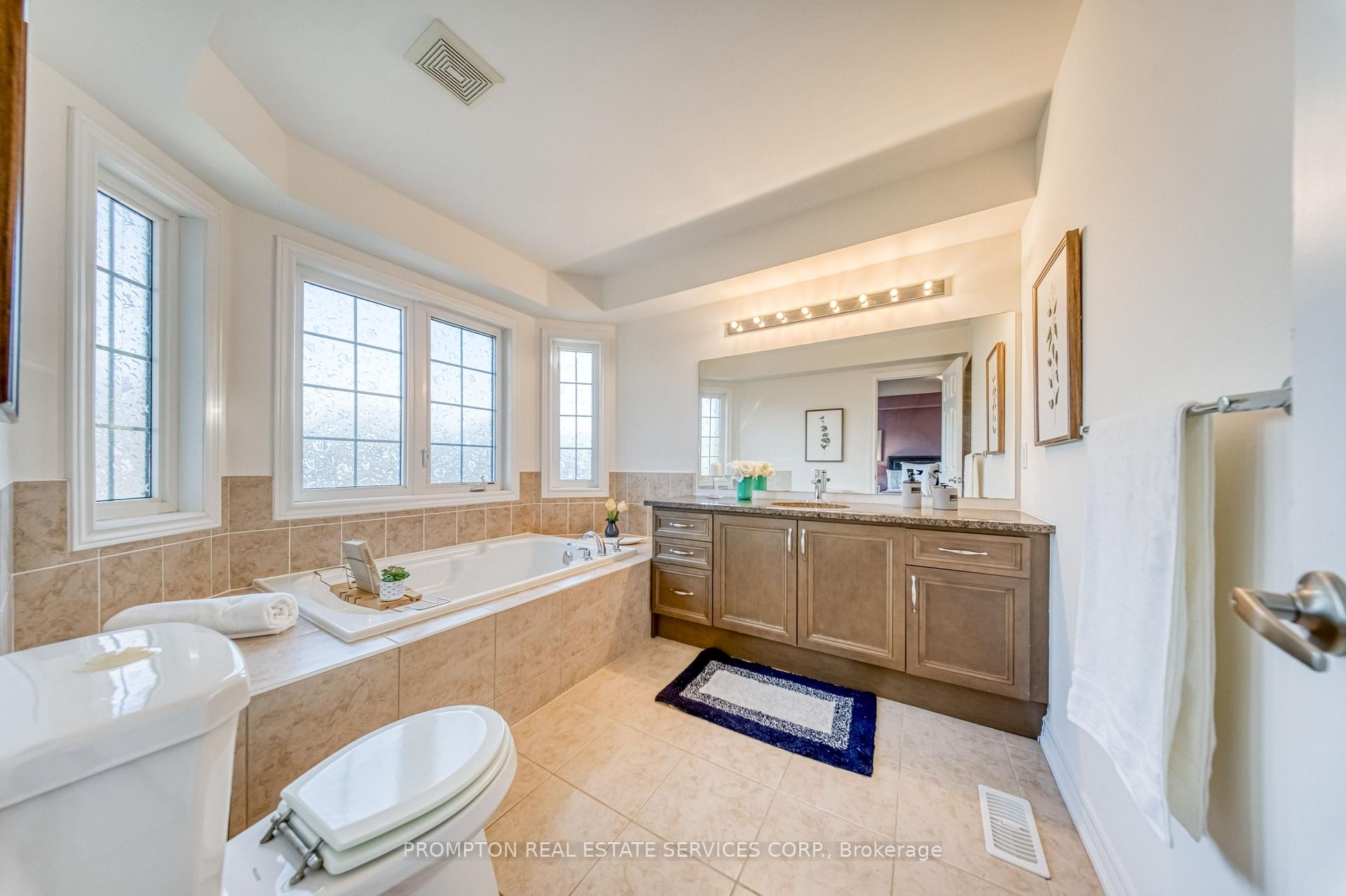 Photo 27 of 2762 Donald Cousens Parkway, Markham, Cornell — HOMEH