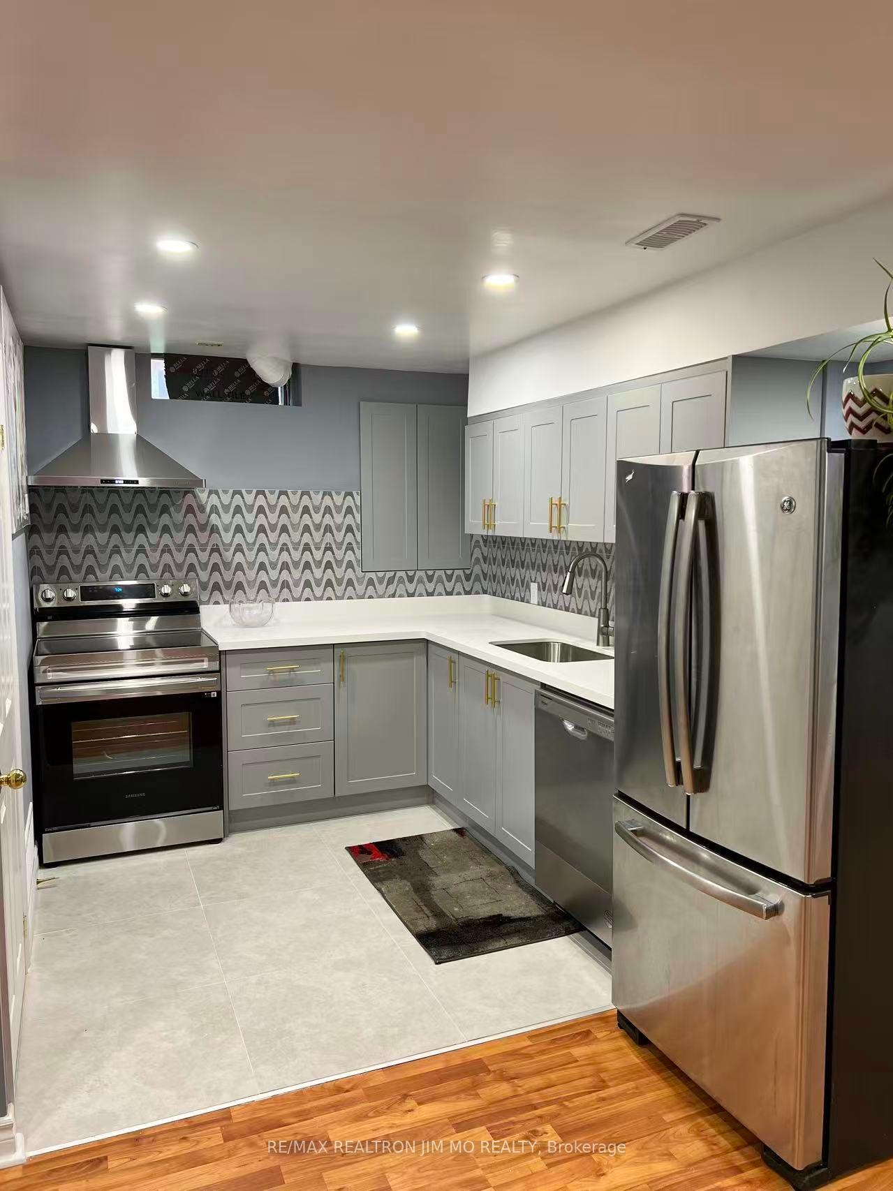 Photo 5 of Unit Basement, 5 Buttonwood Trail, Aurora, Aurora Highlands — HOMEH