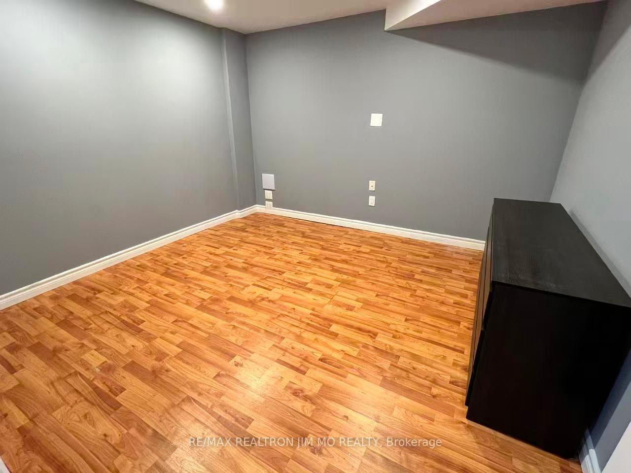 Photo 7 of Unit Basement, 5 Buttonwood Trail, Aurora, Aurora Highlands — HOMEH