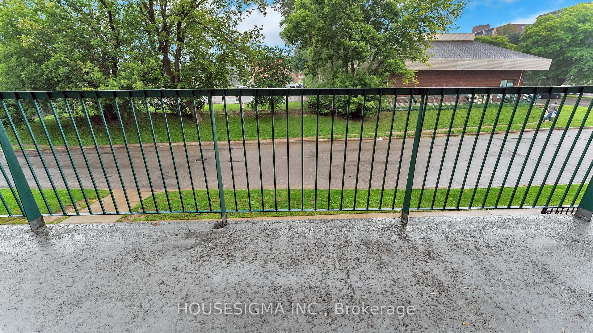 Photo 16 of Unit 201, 986 Huron Street, London, East A — HOMEH