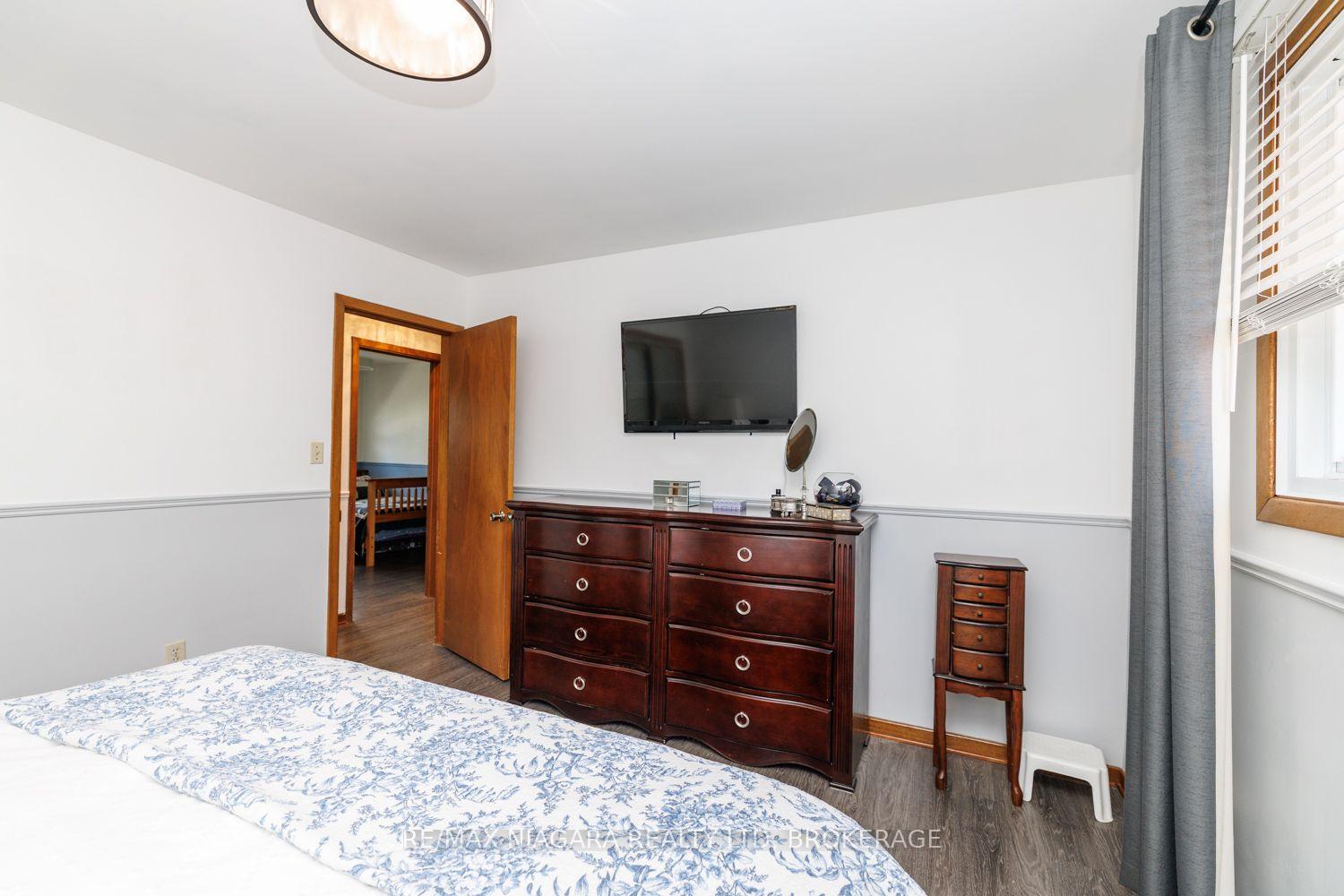 Photo 14 of 121 Garon Avenue, Welland, Lincoln/Crowland — HOMEH