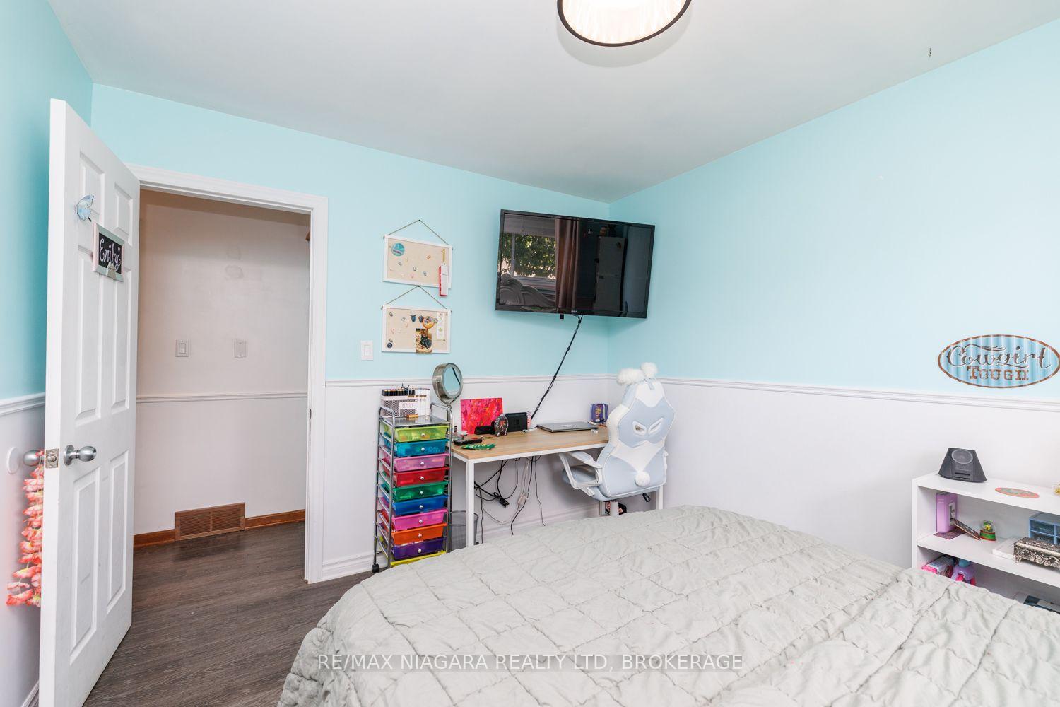 Photo 16 of 121 Garon Avenue, Welland, Lincoln/Crowland — HOMEH