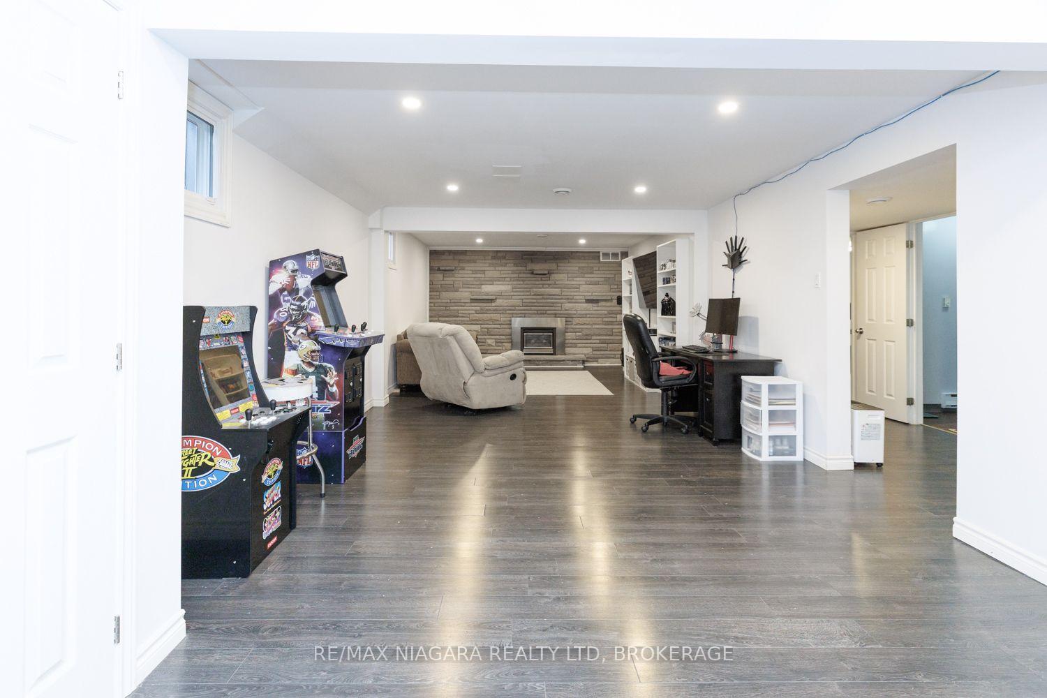 Photo 19 of 121 Garon Avenue, Welland, Lincoln/Crowland — HOMEH