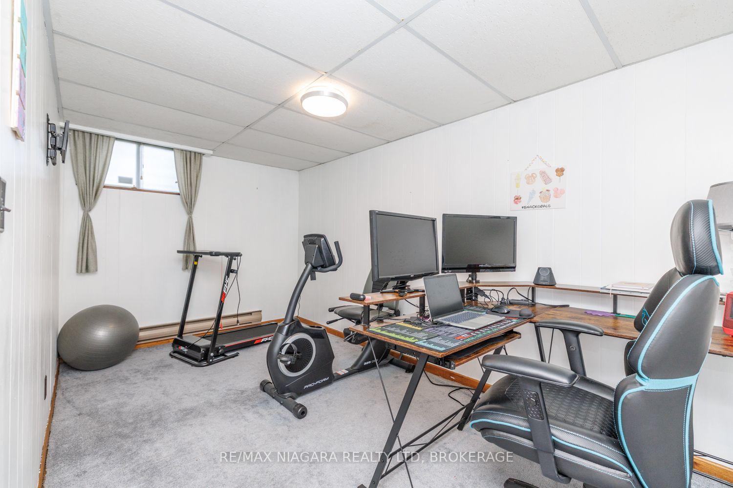 Photo 23 of 121 Garon Avenue, Welland, Lincoln/Crowland — HOMEH