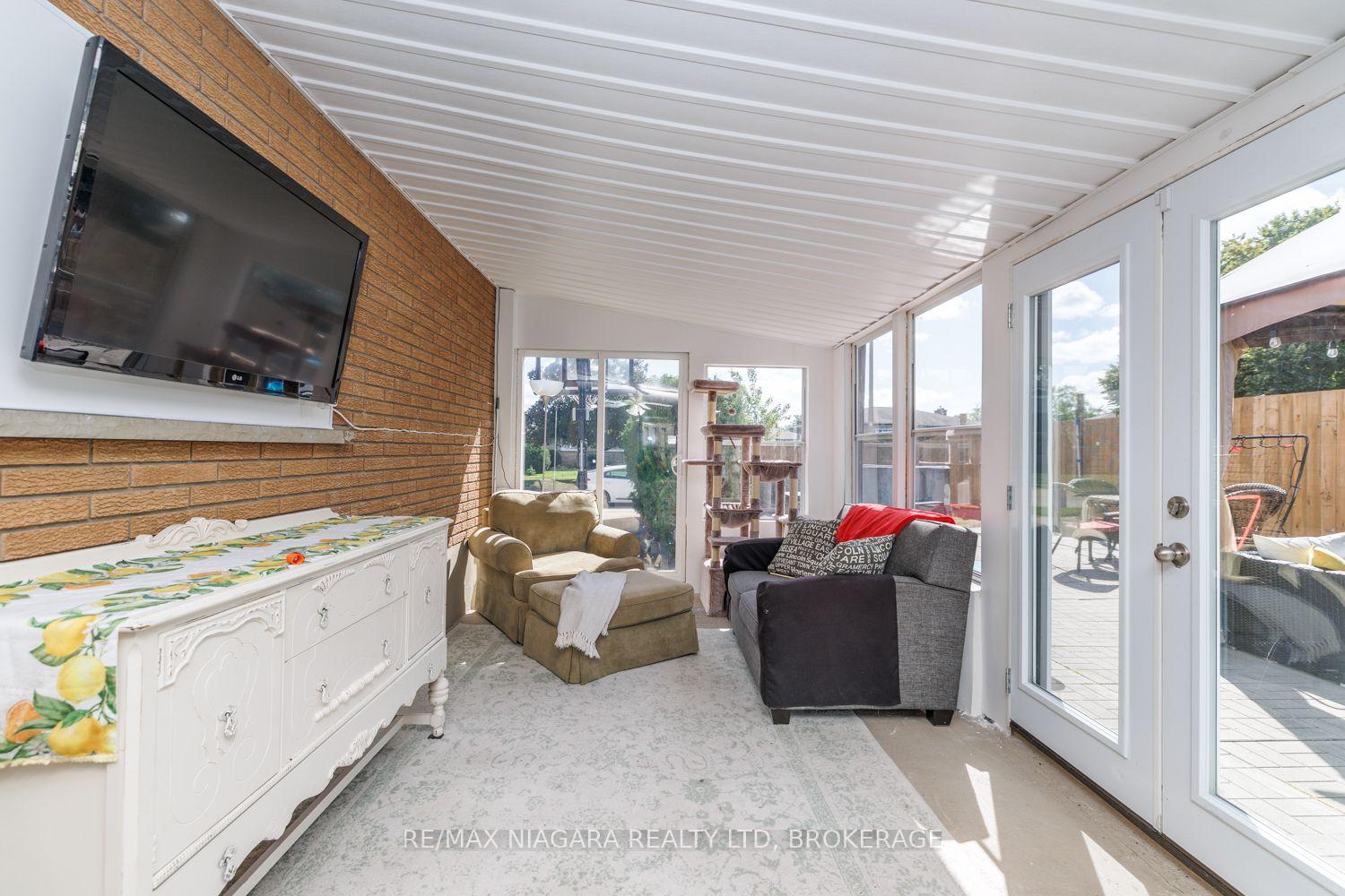 Photo 28 of 121 Garon Avenue, Welland, Lincoln/Crowland — HOMEH