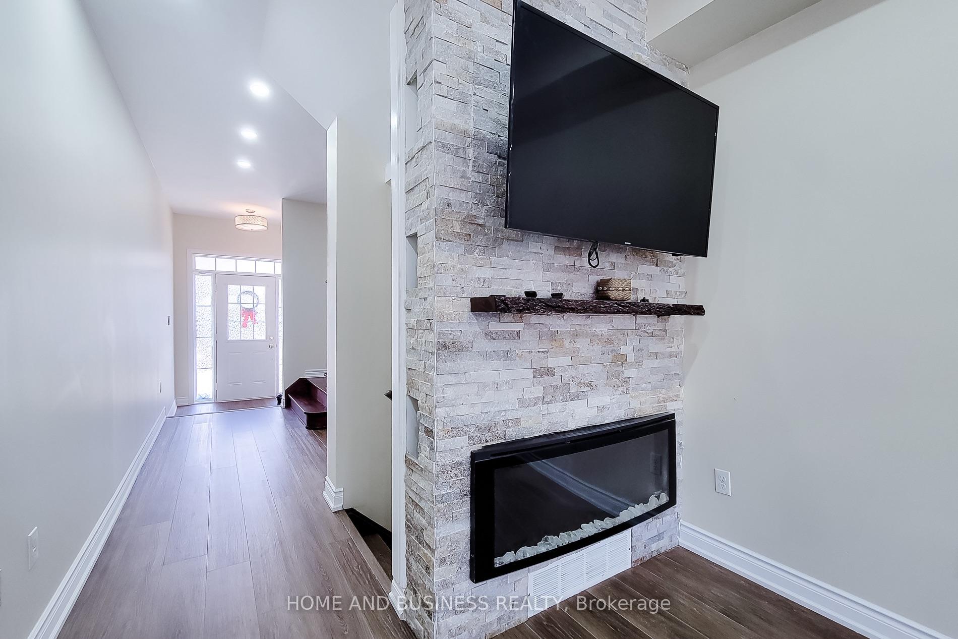Photo 9 of 5532 Meadowcrest Avenue, Mississauga, Churchill Meadows — HOMEH