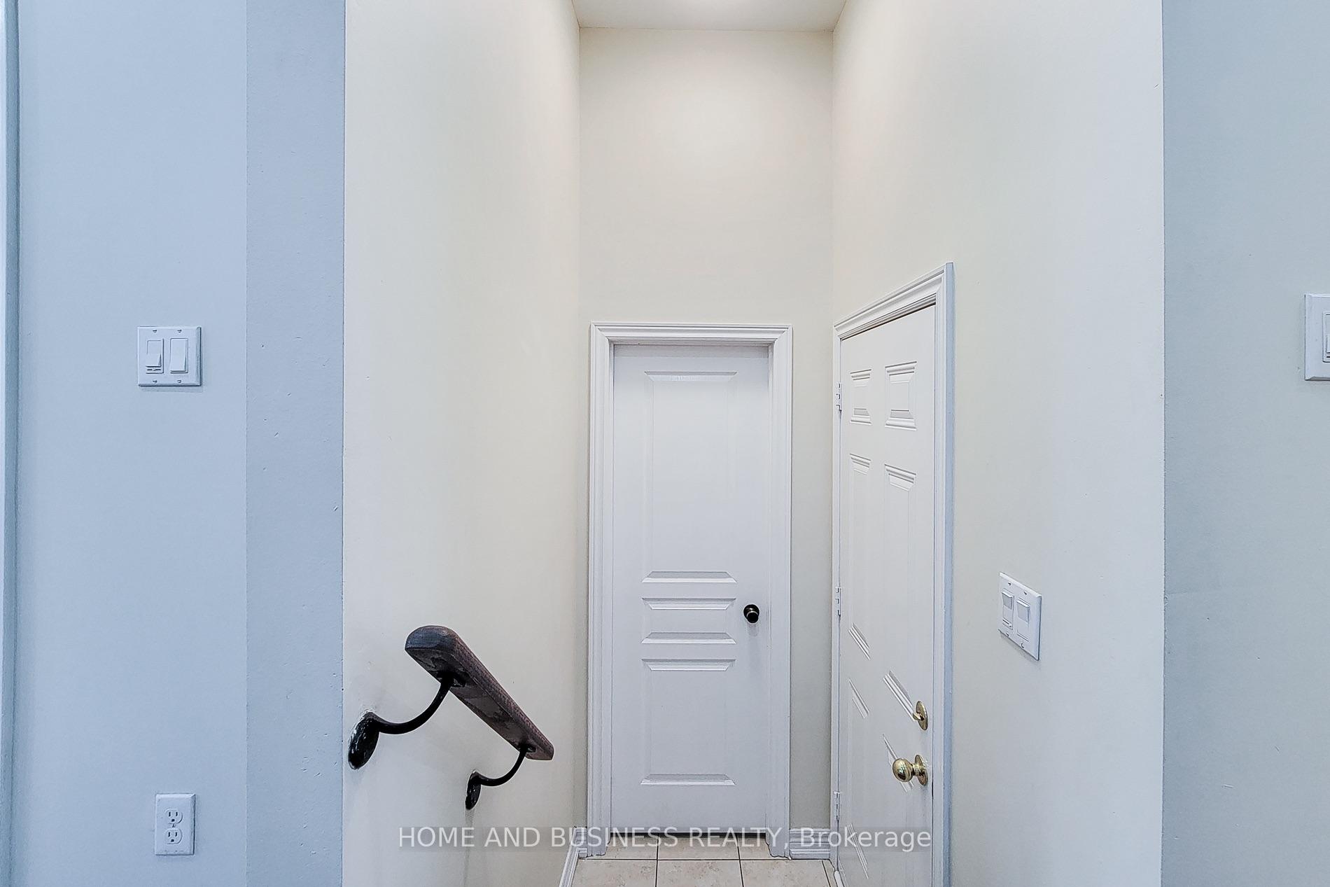Photo 14 of 5532 Meadowcrest Avenue, Mississauga, Churchill Meadows — HOMEH