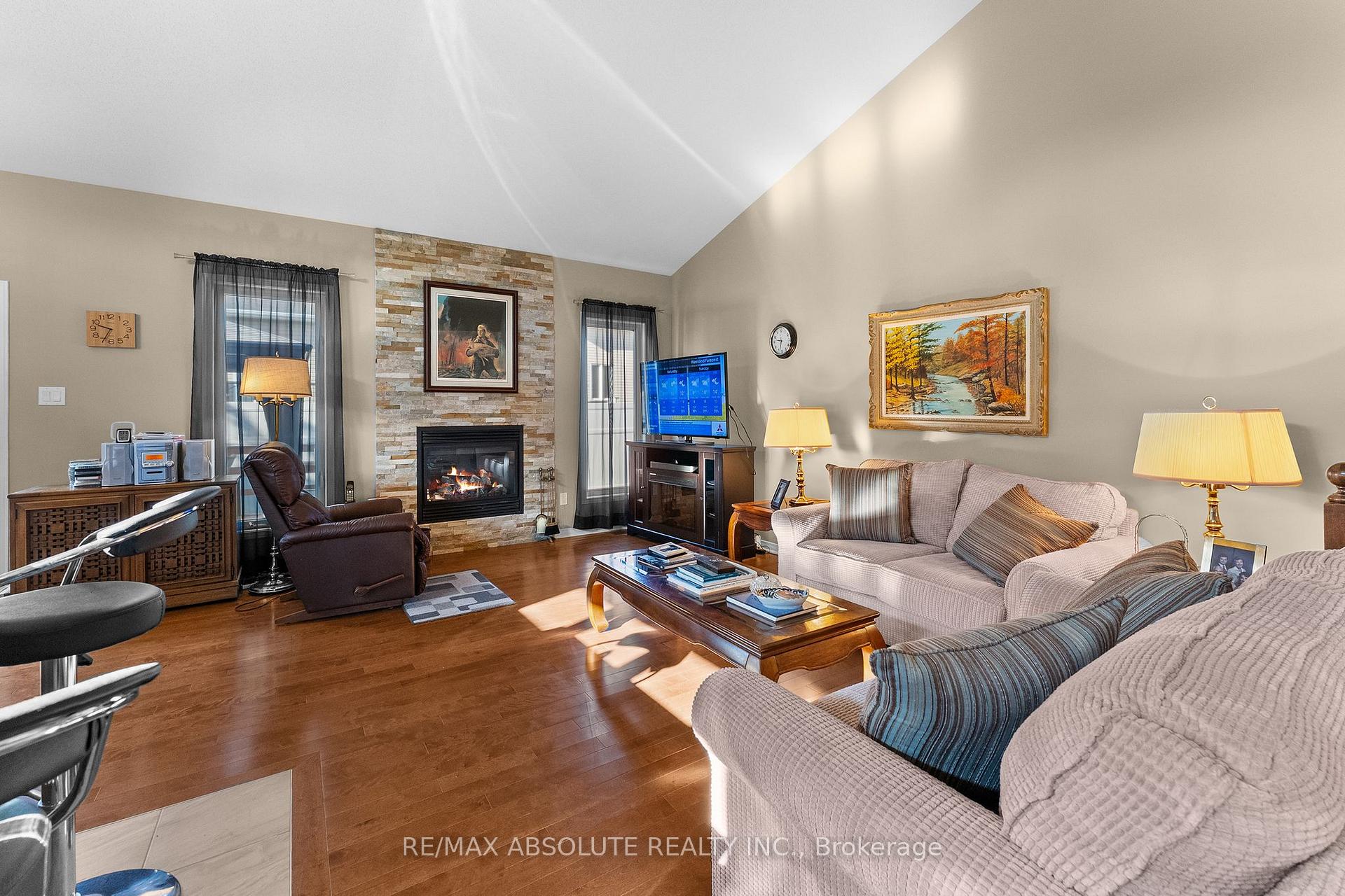 Photo 10 of 190 Ida Street, Arnprior, Arnprior — HOMEH