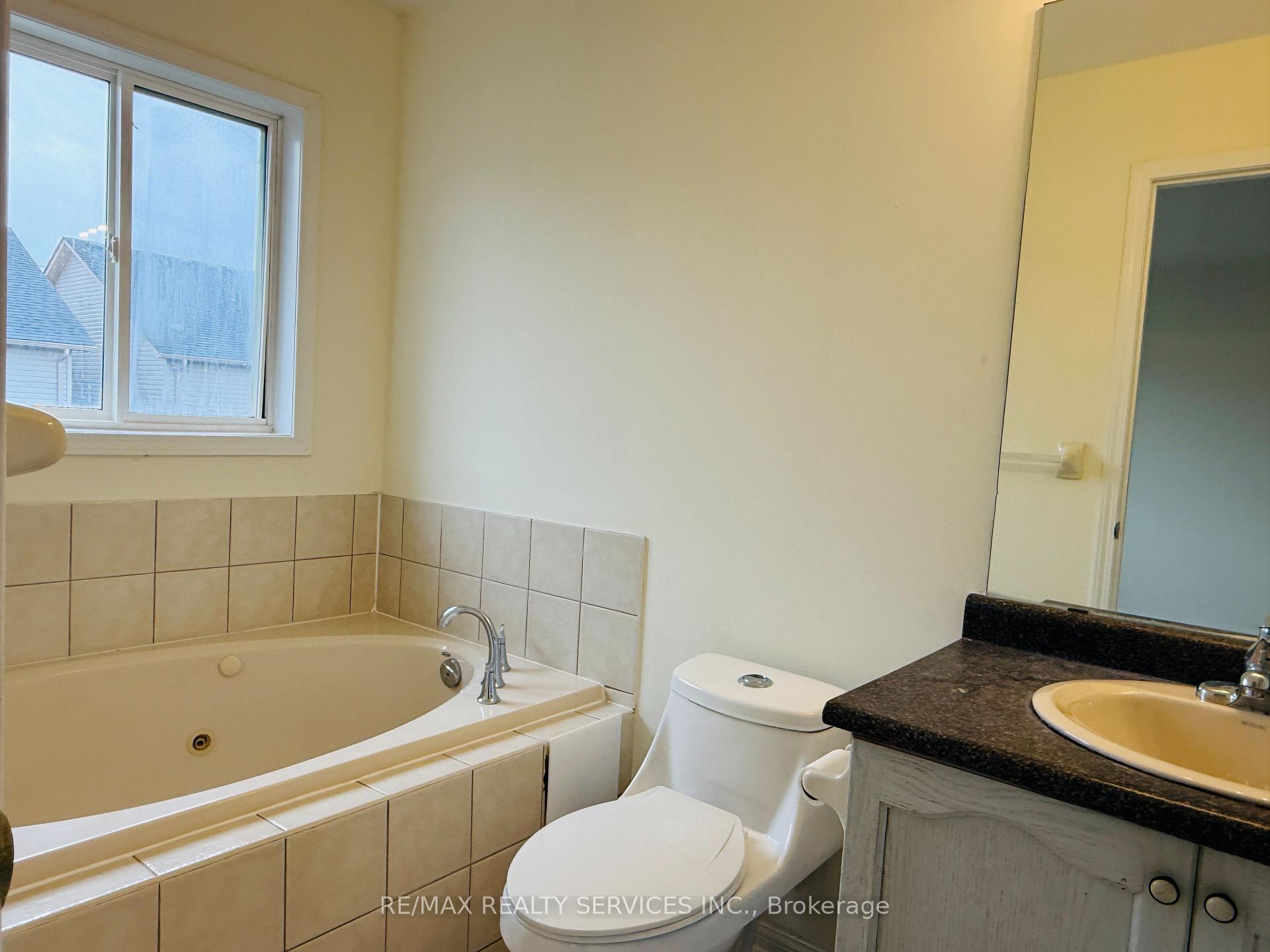 Photo 14 of 1134 Houston Drive, Milton, Clarke — HOMEH