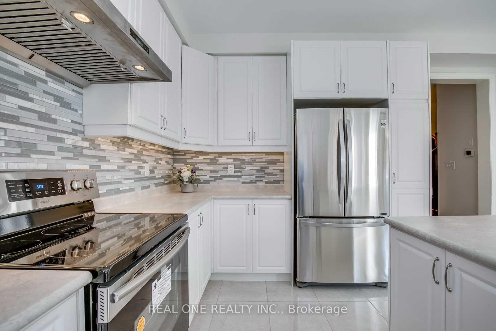 Photo 8 of 483 George Ryan Avenue, Oakville, Joshua Meadows — HOMEH