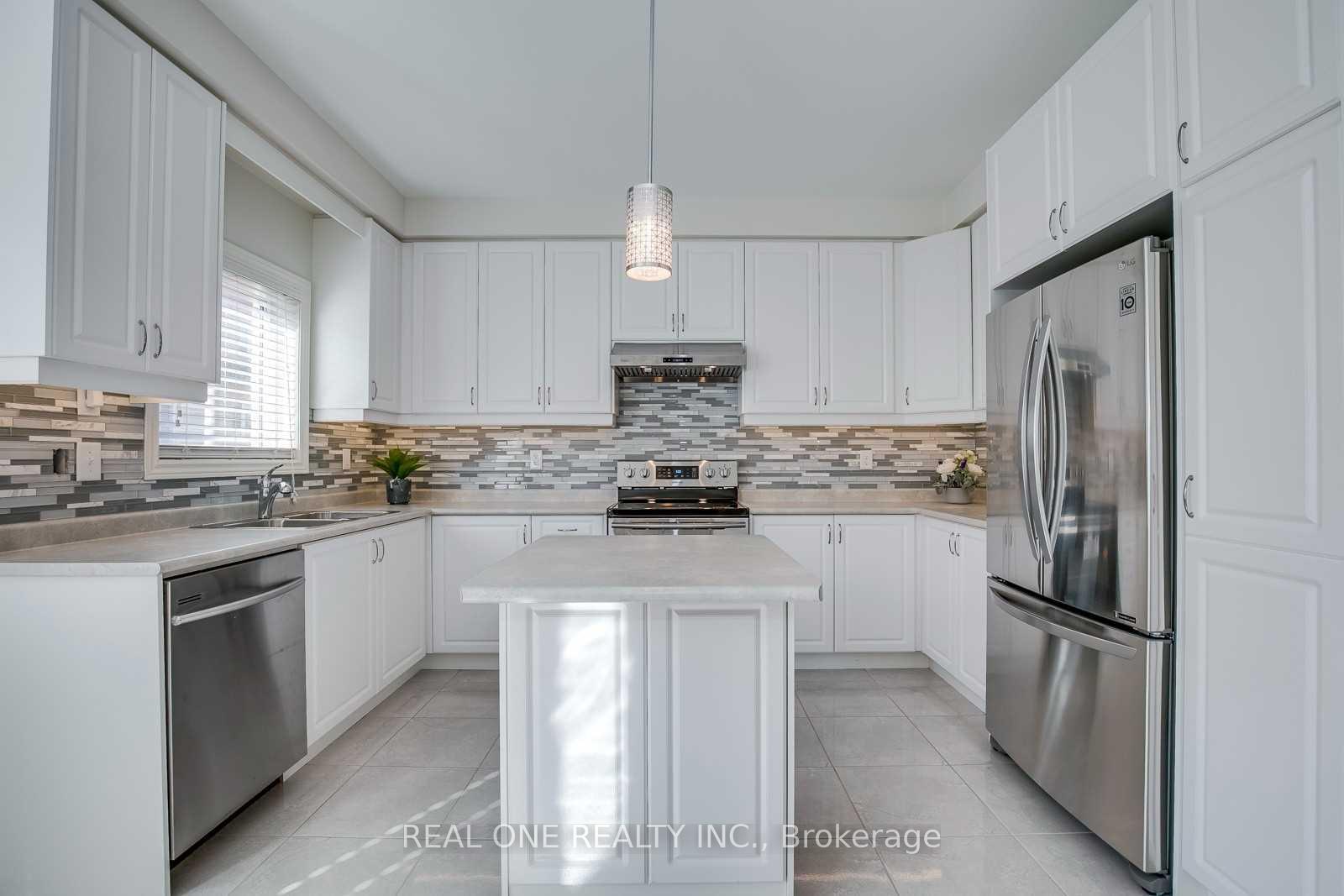 Photo 11 of 483 George Ryan Avenue, Oakville, Joshua Meadows — HOMEH
