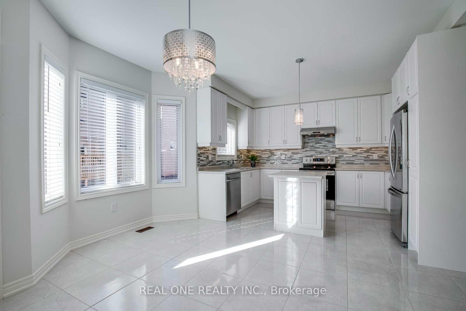 Photo 12 of 483 George Ryan Avenue, Oakville, Joshua Meadows — HOMEH
