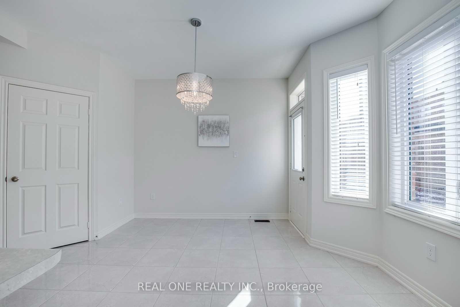 Photo 13 of 483 George Ryan Avenue, Oakville, Joshua Meadows — HOMEH