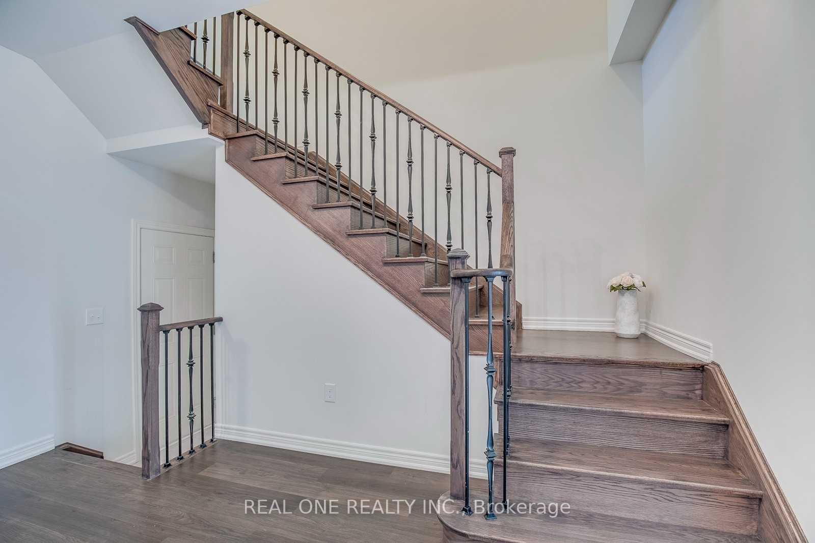 Photo 15 of 483 George Ryan Avenue, Oakville, Joshua Meadows — HOMEH