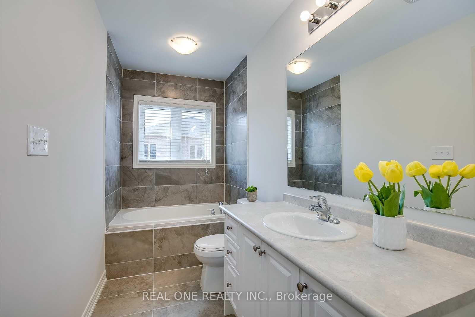 Photo 24 of 483 George Ryan Avenue, Oakville, Joshua Meadows — HOMEH