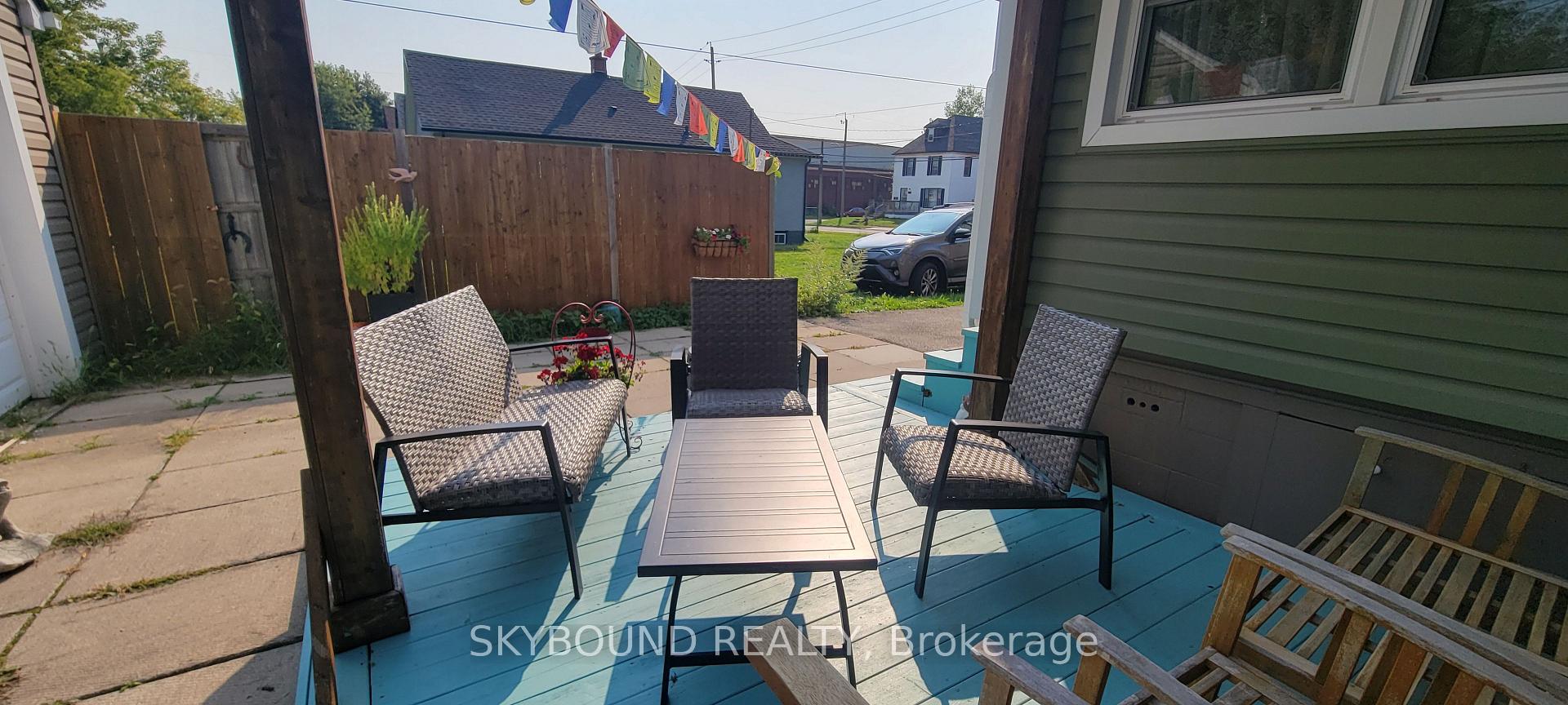 Photo 2 of 4617 Ferguson Street, Niagara Falls, Downtown — HOMEH