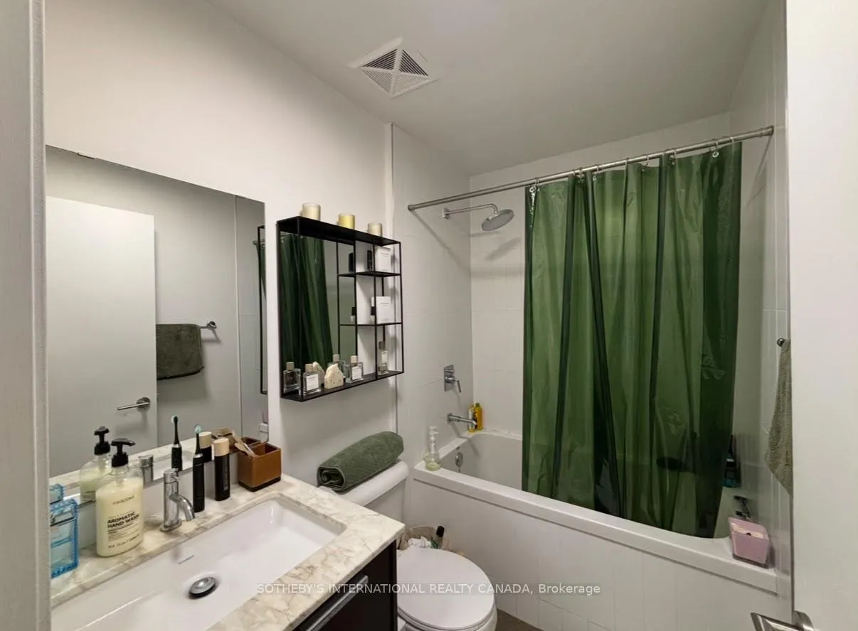 Photo 3 of Unit 107, 19 River Street, Toronto, Waterfront Communities — HOMEH
