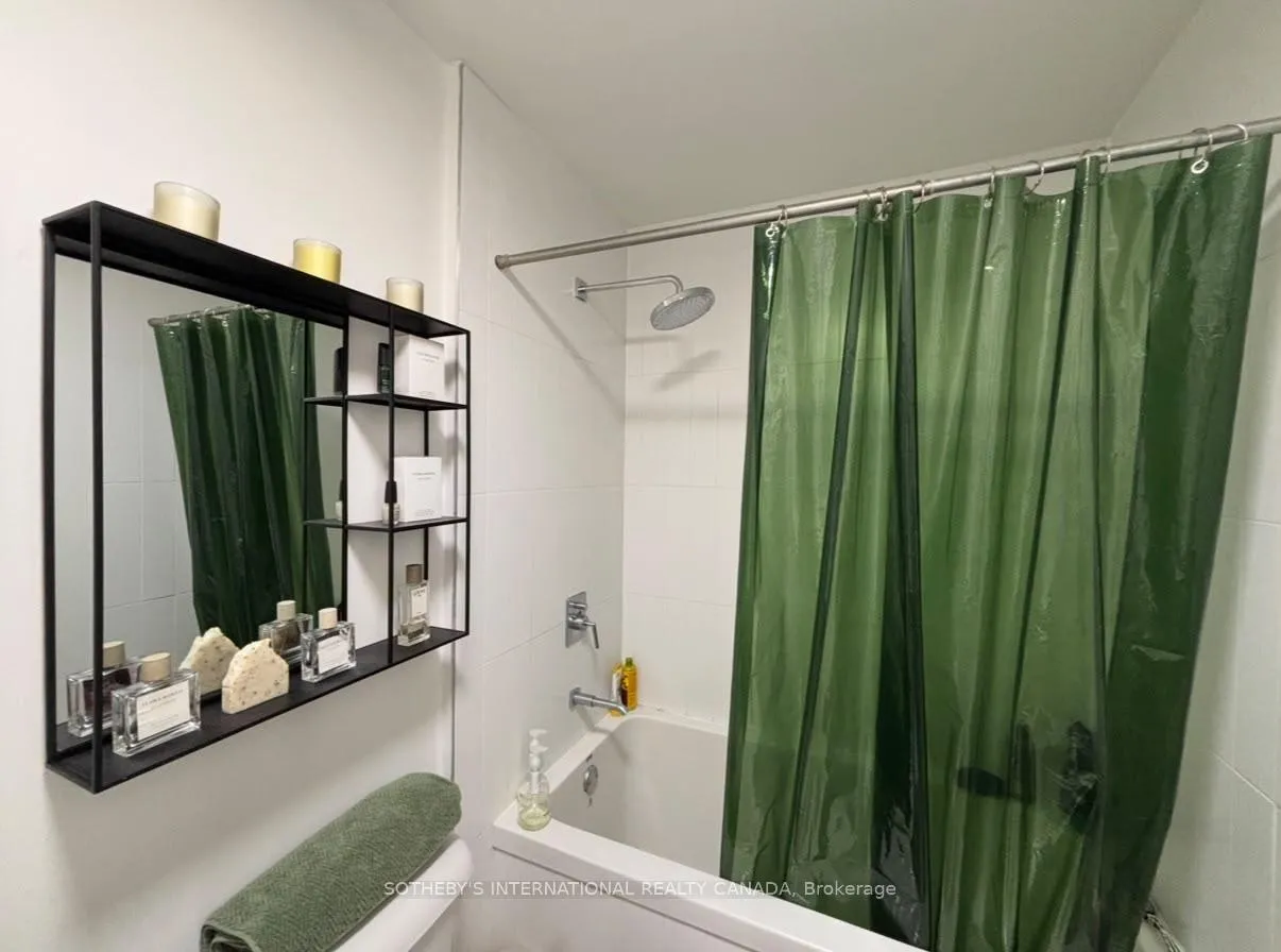 Photo 4 of Unit 107, 19 River Street, Toronto, Waterfront Communities — HOMEH