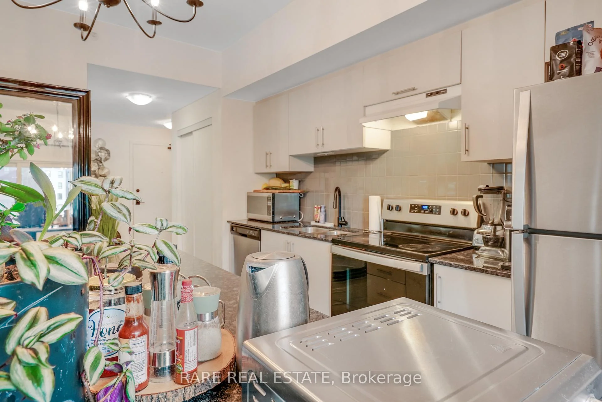 Photo 16 of Unit 101, 5 Chef Lane, Barrie, Bayshore — HOMEH