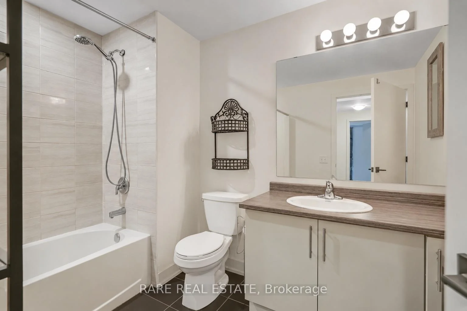 Photo 56 of Unit 101, 5 Chef Lane, Barrie, Bayshore — HOMEH