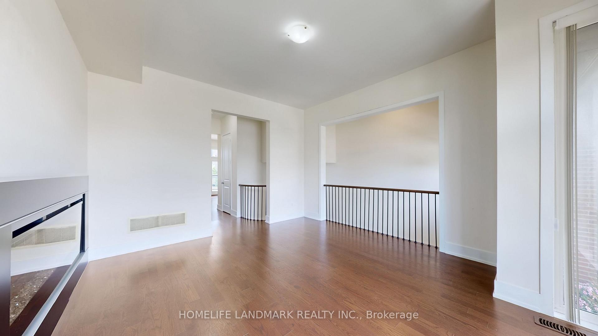 Photo 3 of 9180 Bathurst Street, Vaughan, Patterson — HOMEH
