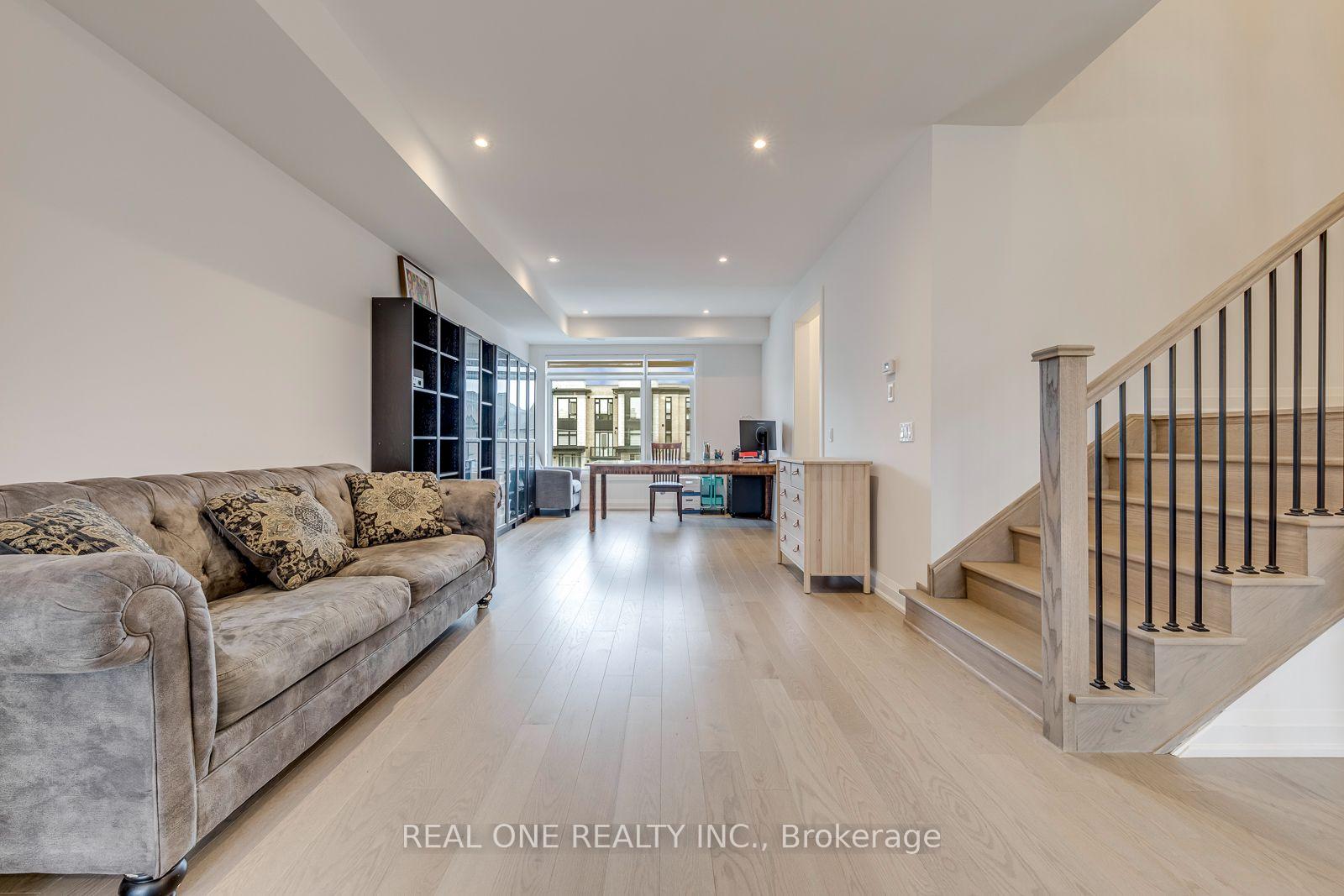 Photo 23 of 3174 Sixth Line, Oakville, Glenorchy — HOMEH