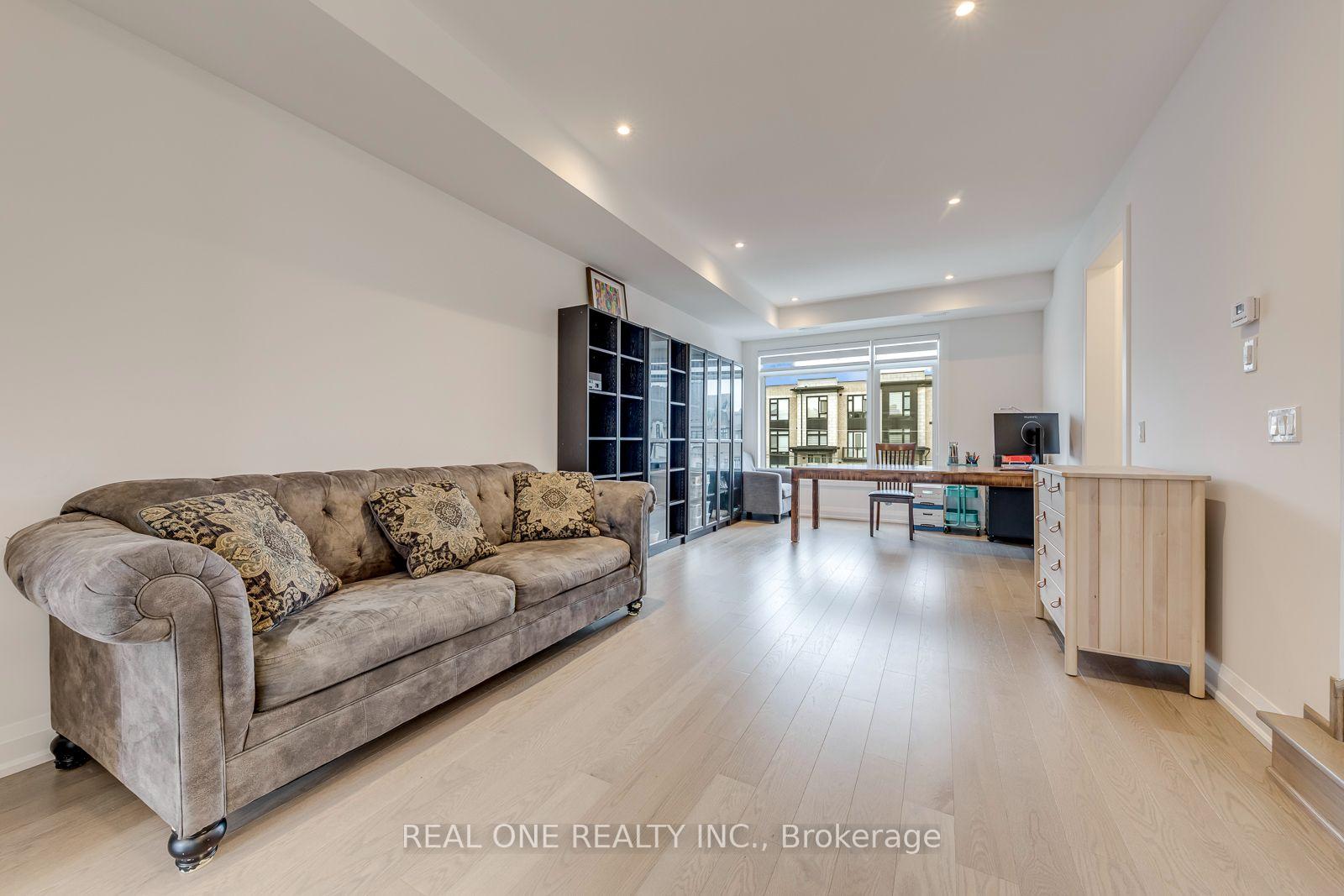 Photo 24 of 3174 Sixth Line, Oakville, Glenorchy — HOMEH