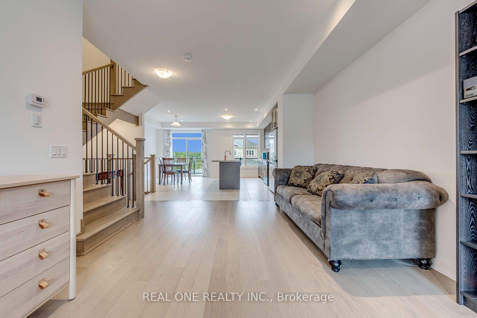 Photo 25 of 3174 Sixth Line, Oakville, Glenorchy — HOMEH