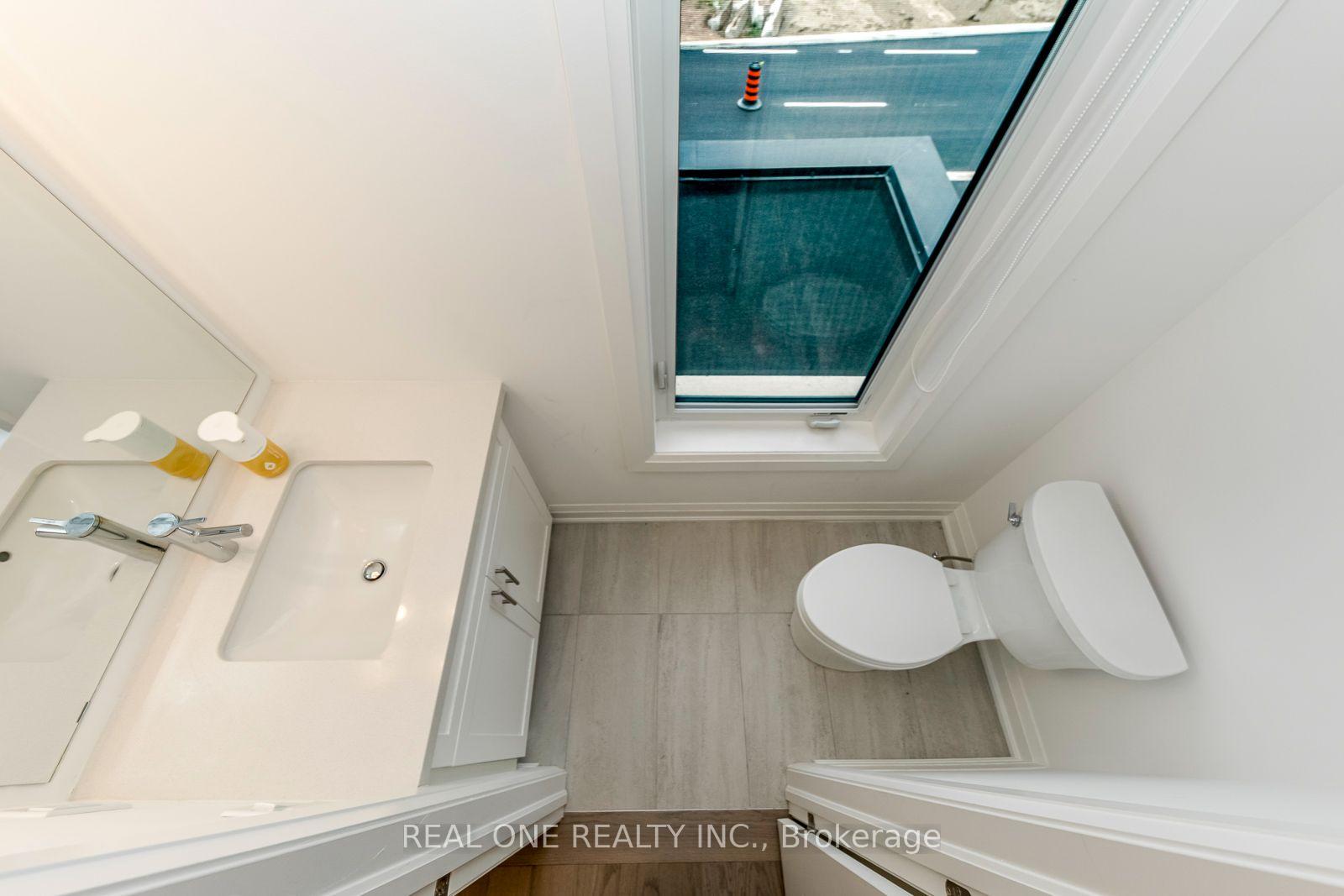 Photo 29 of 3174 Sixth Line, Oakville, Glenorchy — HOMEH