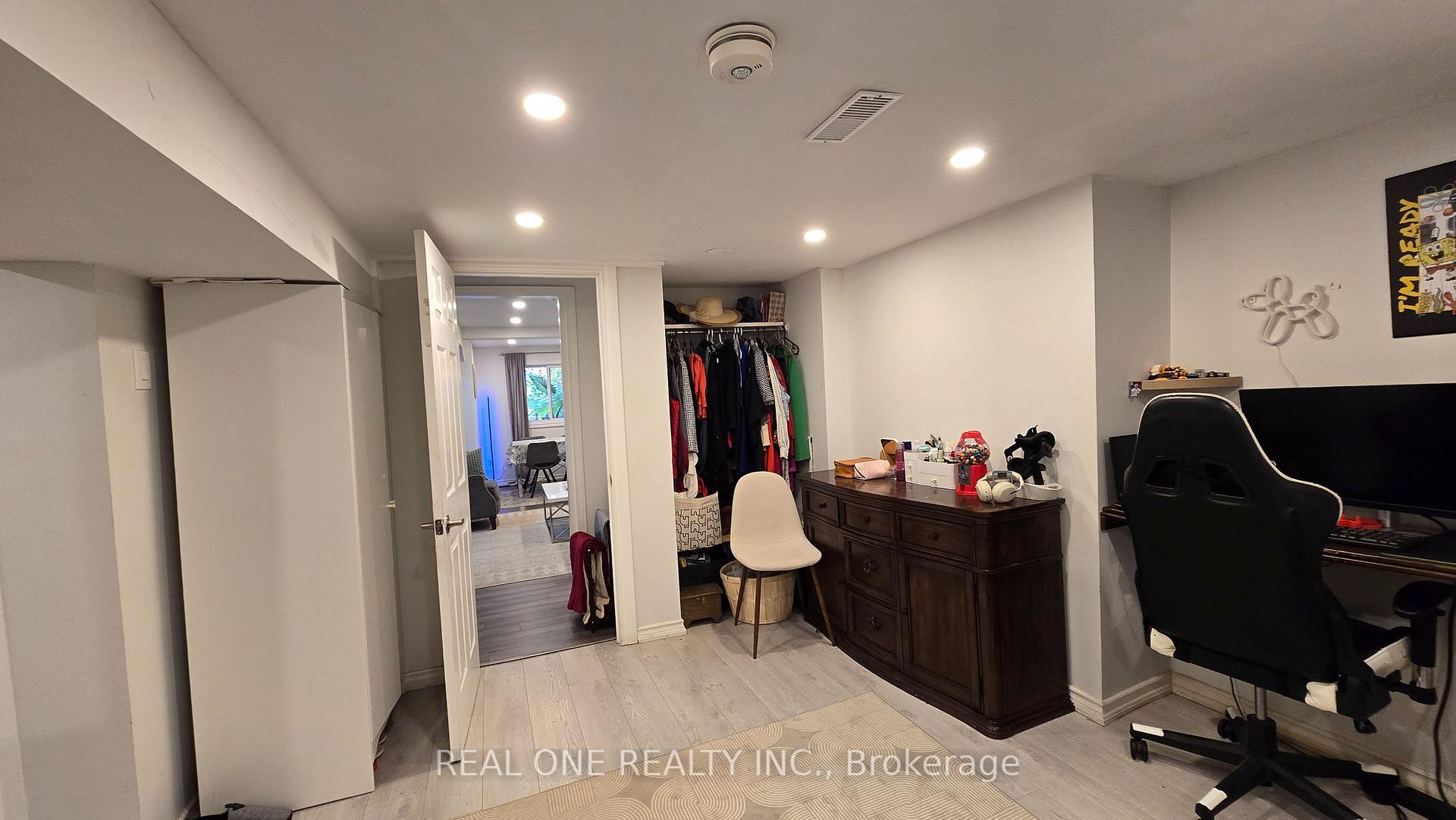 Photo 18 of Unit B, 58 Closs Square, Aurora, Aurora Village — HOMEH