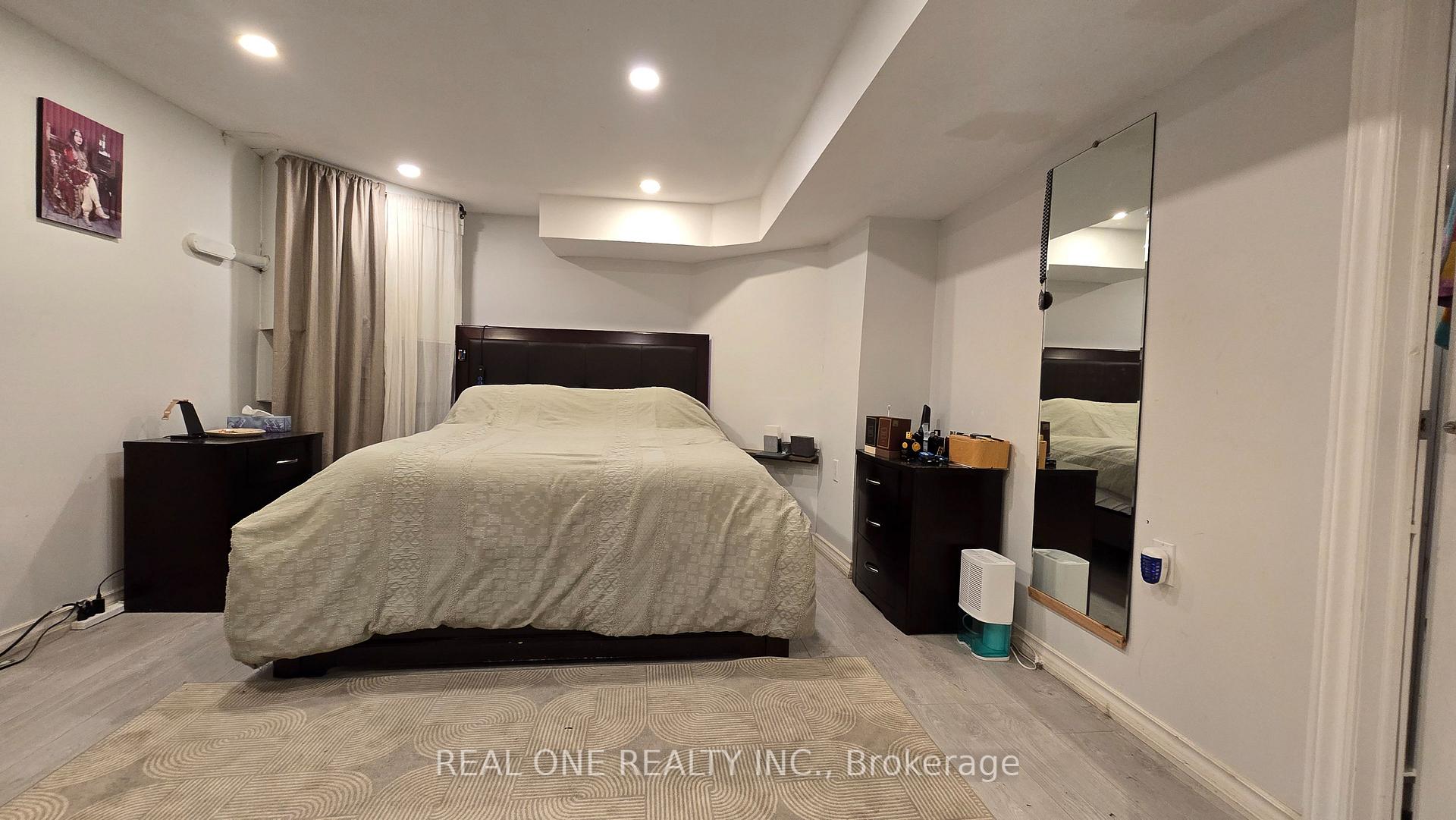 Photo 19 of Unit B, 58 Closs Square, Aurora, Aurora Village — HOMEH