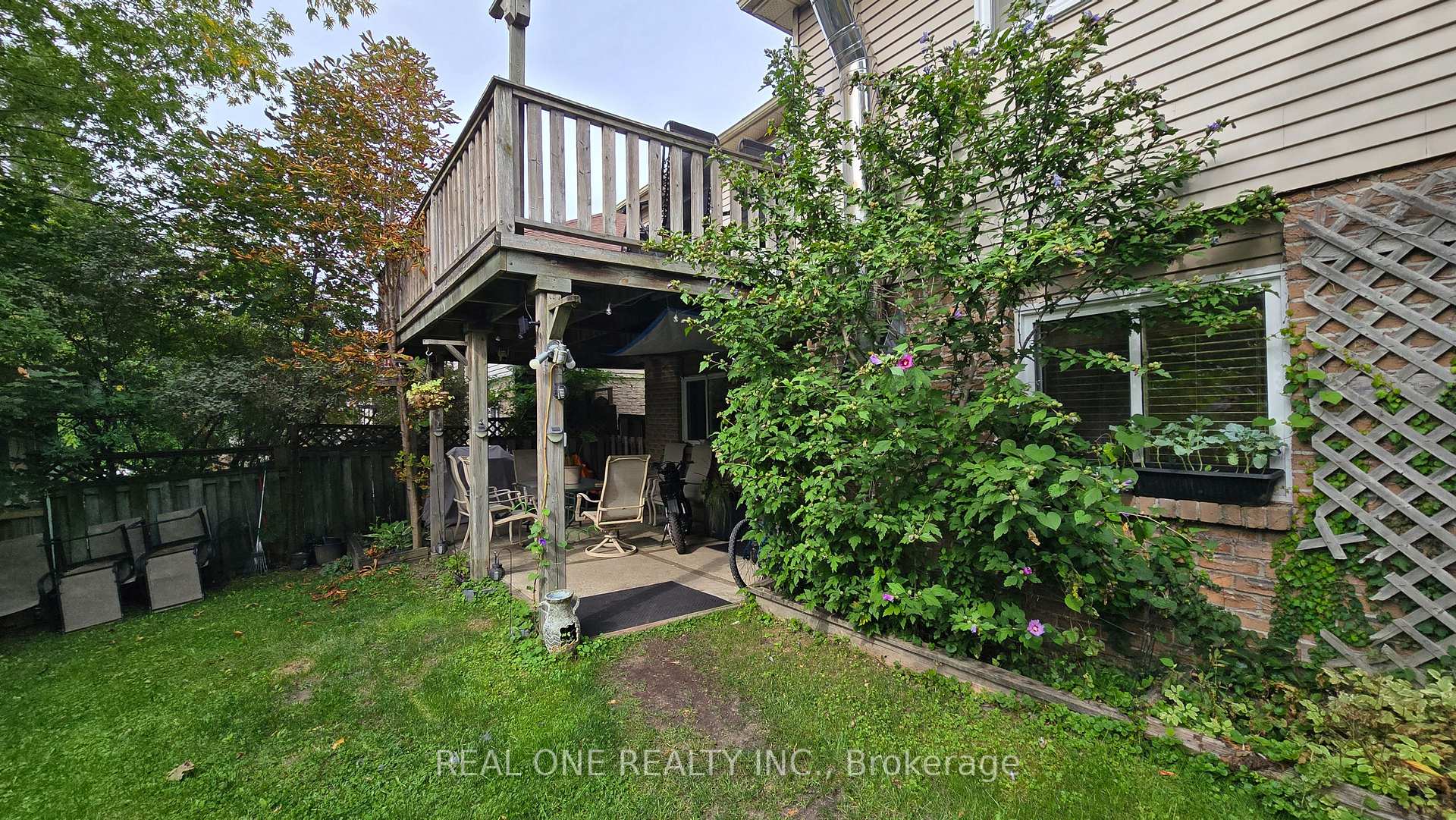 Photo 24 of Unit B, 58 Closs Square, Aurora, Aurora Village — HOMEH