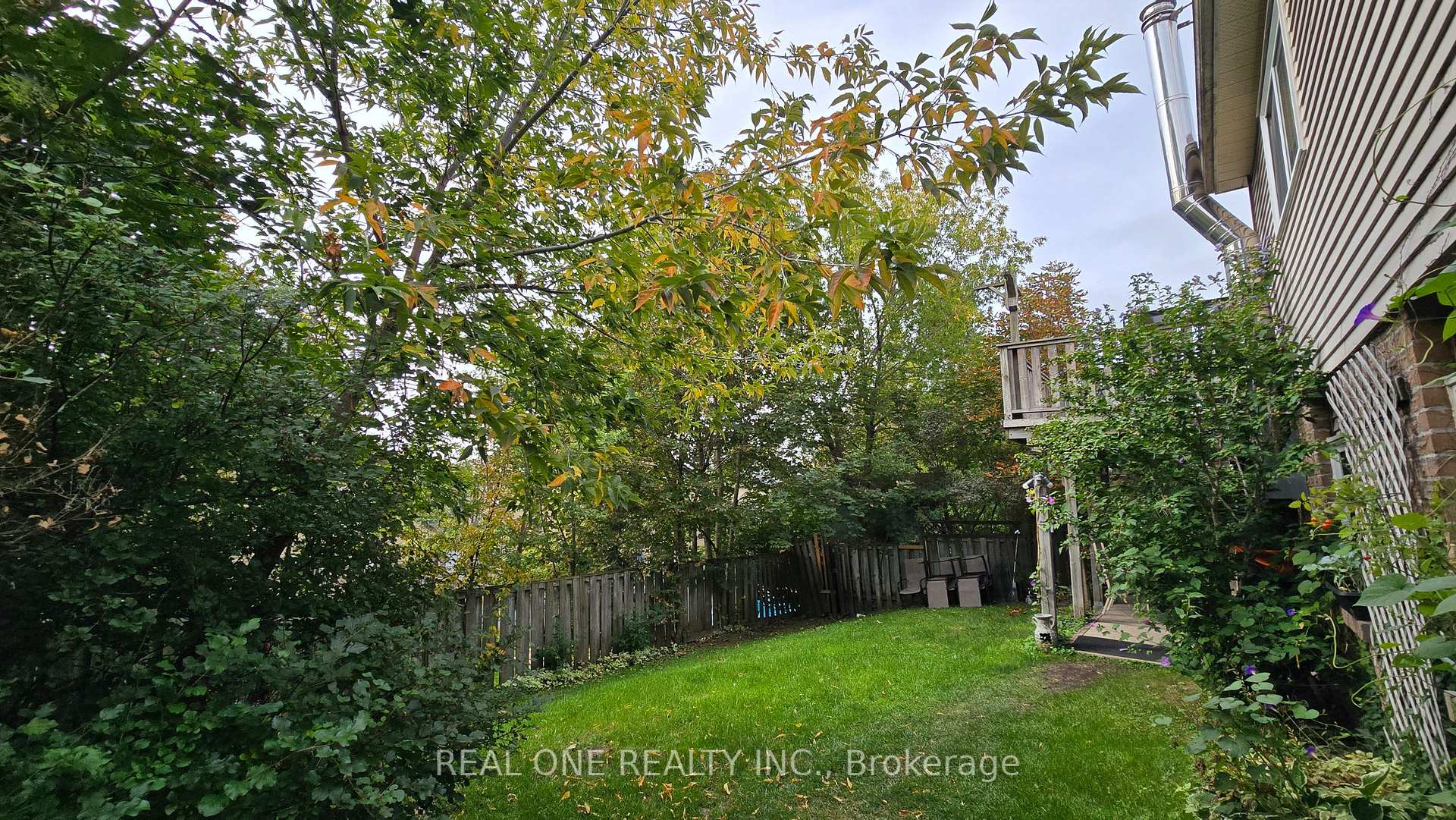 Photo 27 of Unit B, 58 Closs Square, Aurora, Aurora Village — HOMEH