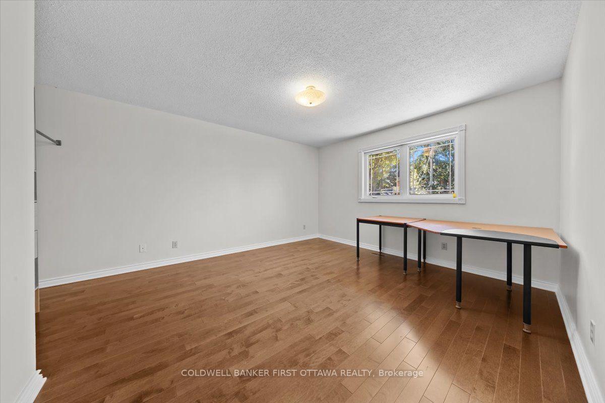 Photo 35 of 331 Fairmont Avenue, Ottawa, Civic Hospital — HOMEH