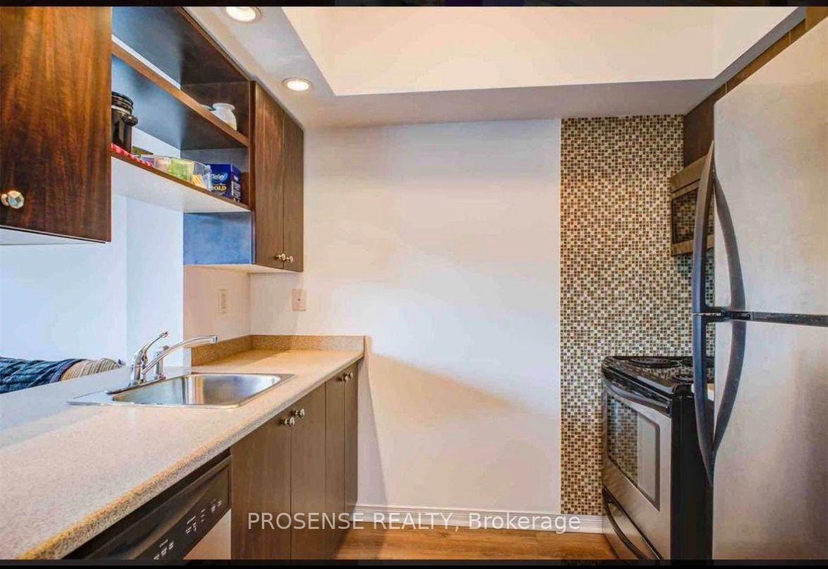 Photo 13 of Unit 306, 215 Queen Street E, Brampton, Queen Street Corridor — HOMEH