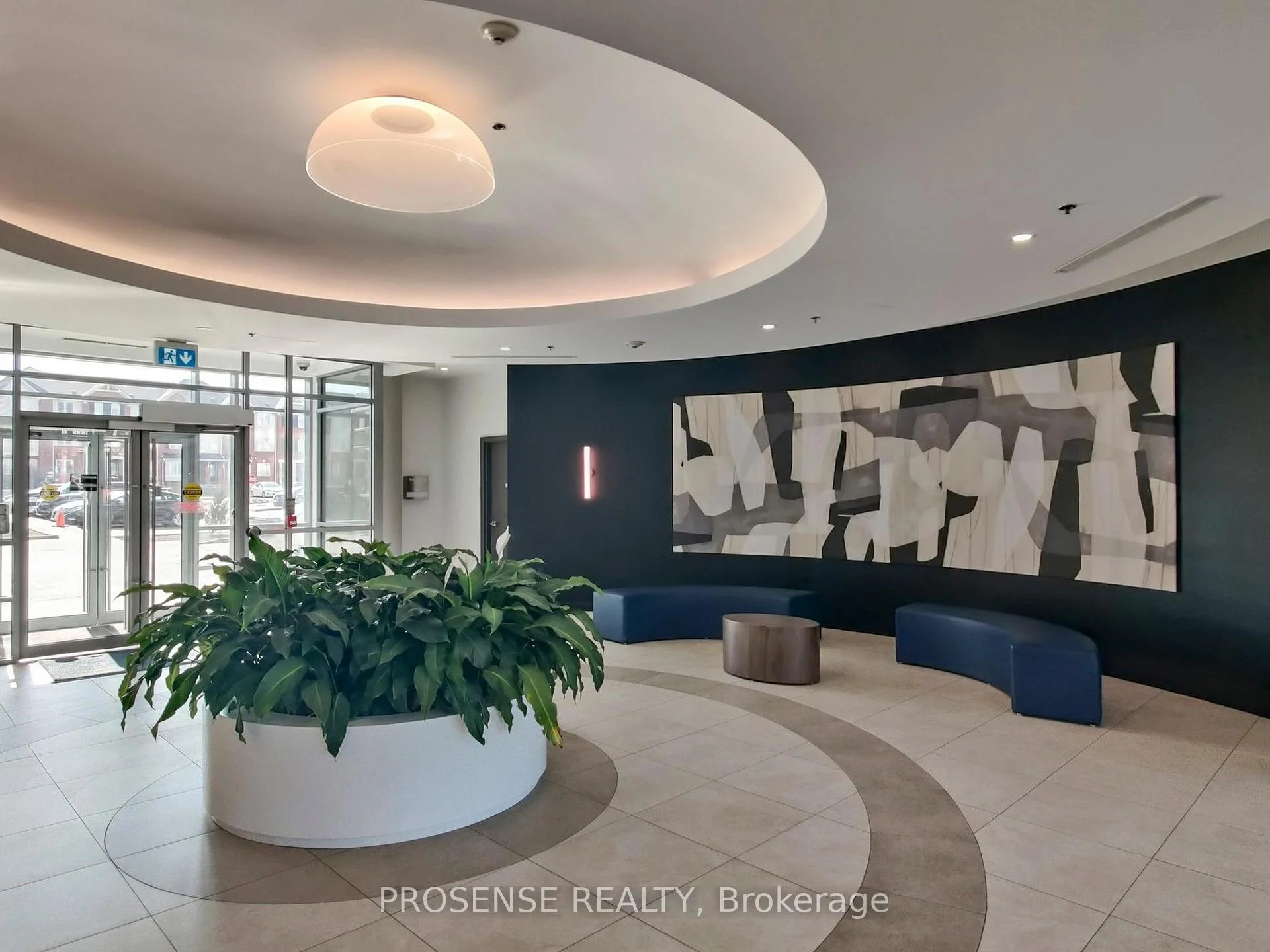 Photo 6 of Unit 306, 215 Queen Street E, Brampton, Queen Street Corridor — HOMEH