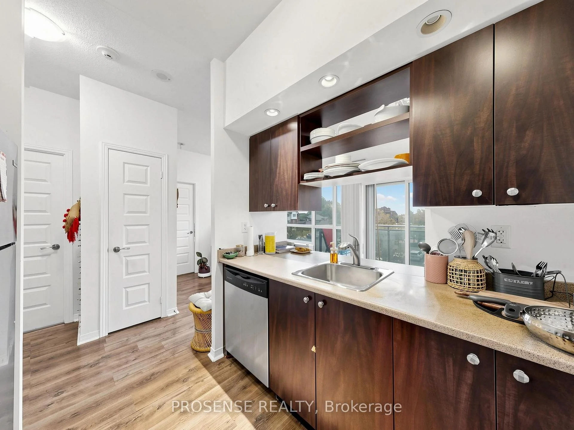 Photo 27 of Unit 306, 215 Queen Street E, Brampton, Queen Street Corridor — HOMEH