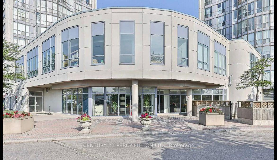 Photo 2 of Unit 721, 2550 Lawrence Avenue E, Scarborough, Dorset Park — HOMEH