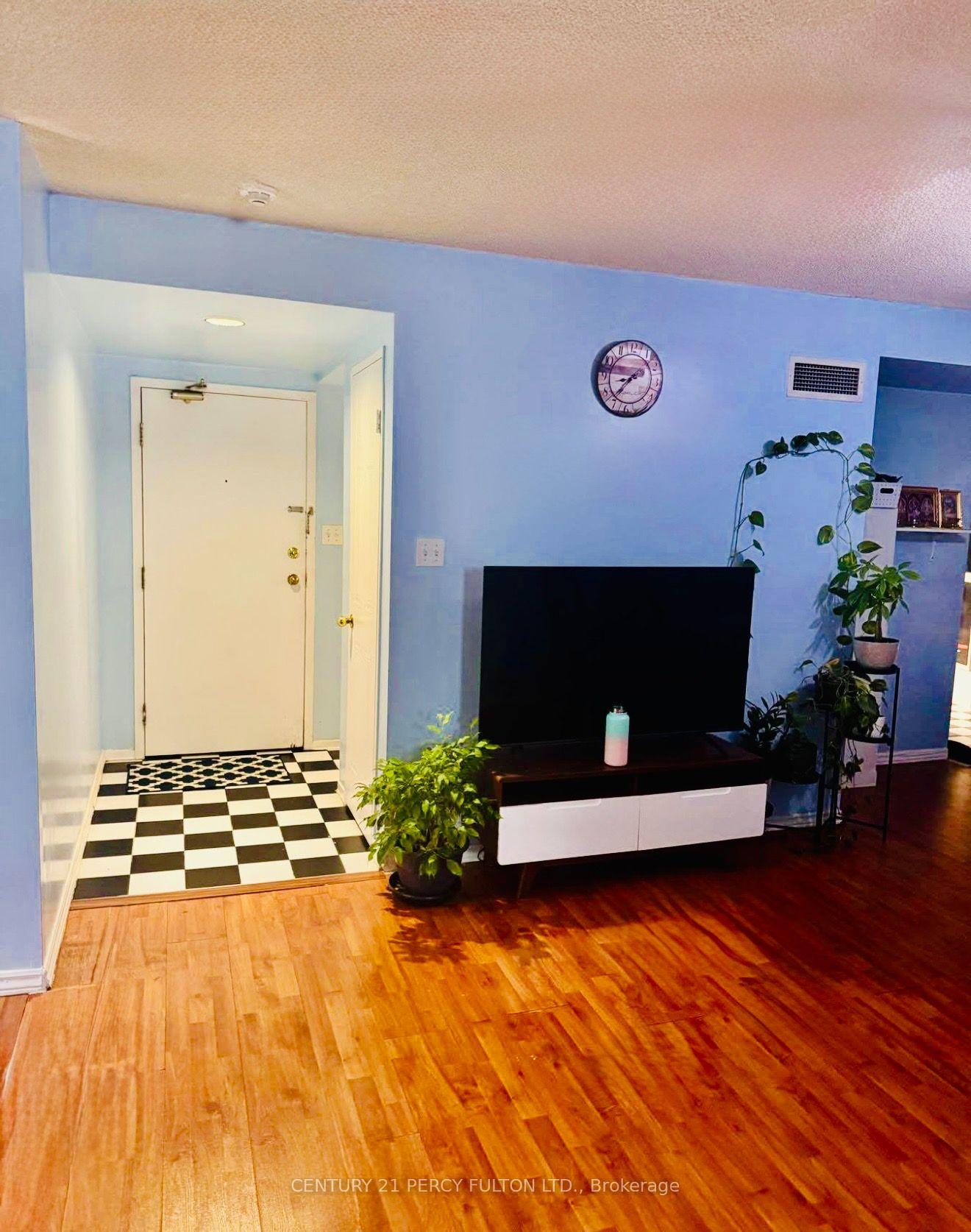 Photo 6 of Unit 721, 2550 Lawrence Avenue E, Scarborough, Dorset Park — HOMEH