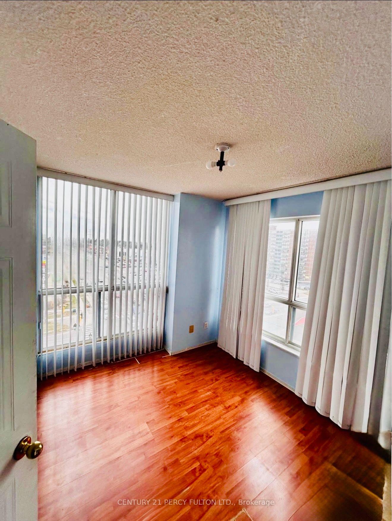 Photo 9 of Unit 721, 2550 Lawrence Avenue E, Scarborough, Dorset Park — HOMEH