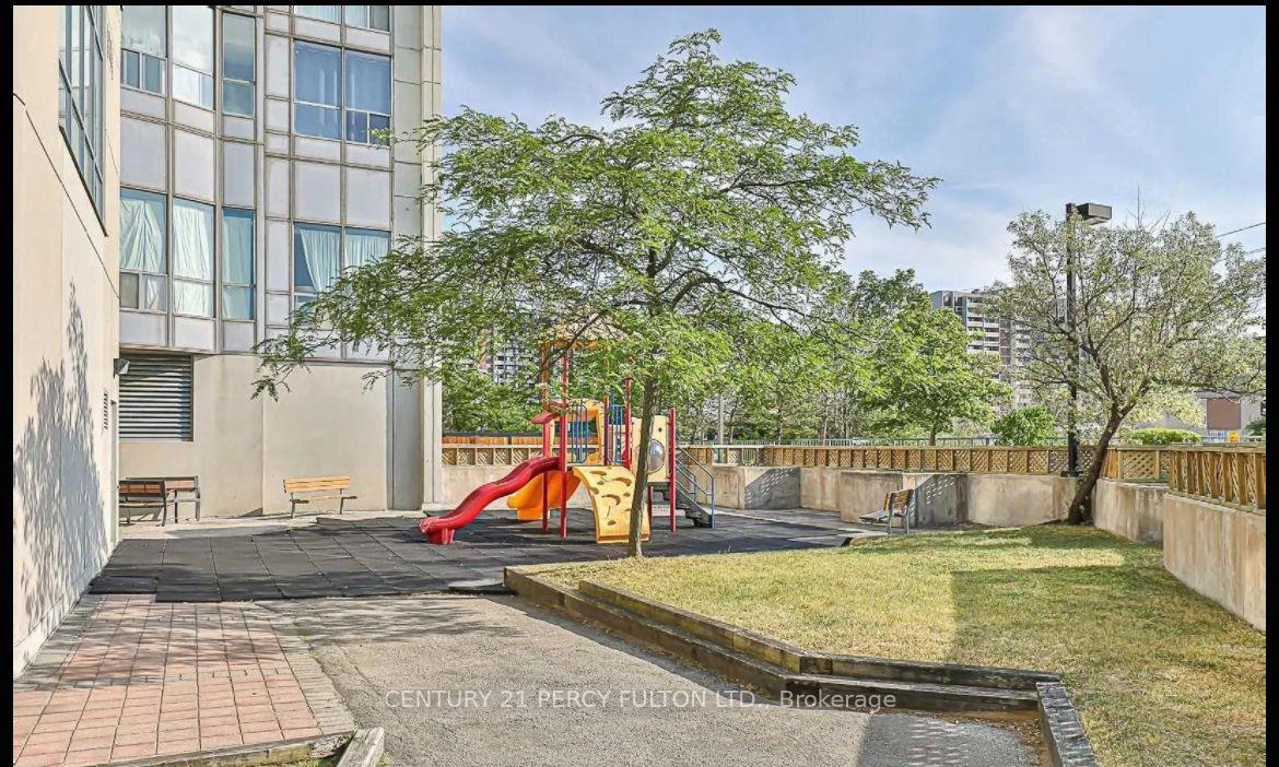 Photo 14 of Unit 721, 2550 Lawrence Avenue E, Scarborough, Dorset Park — HOMEH